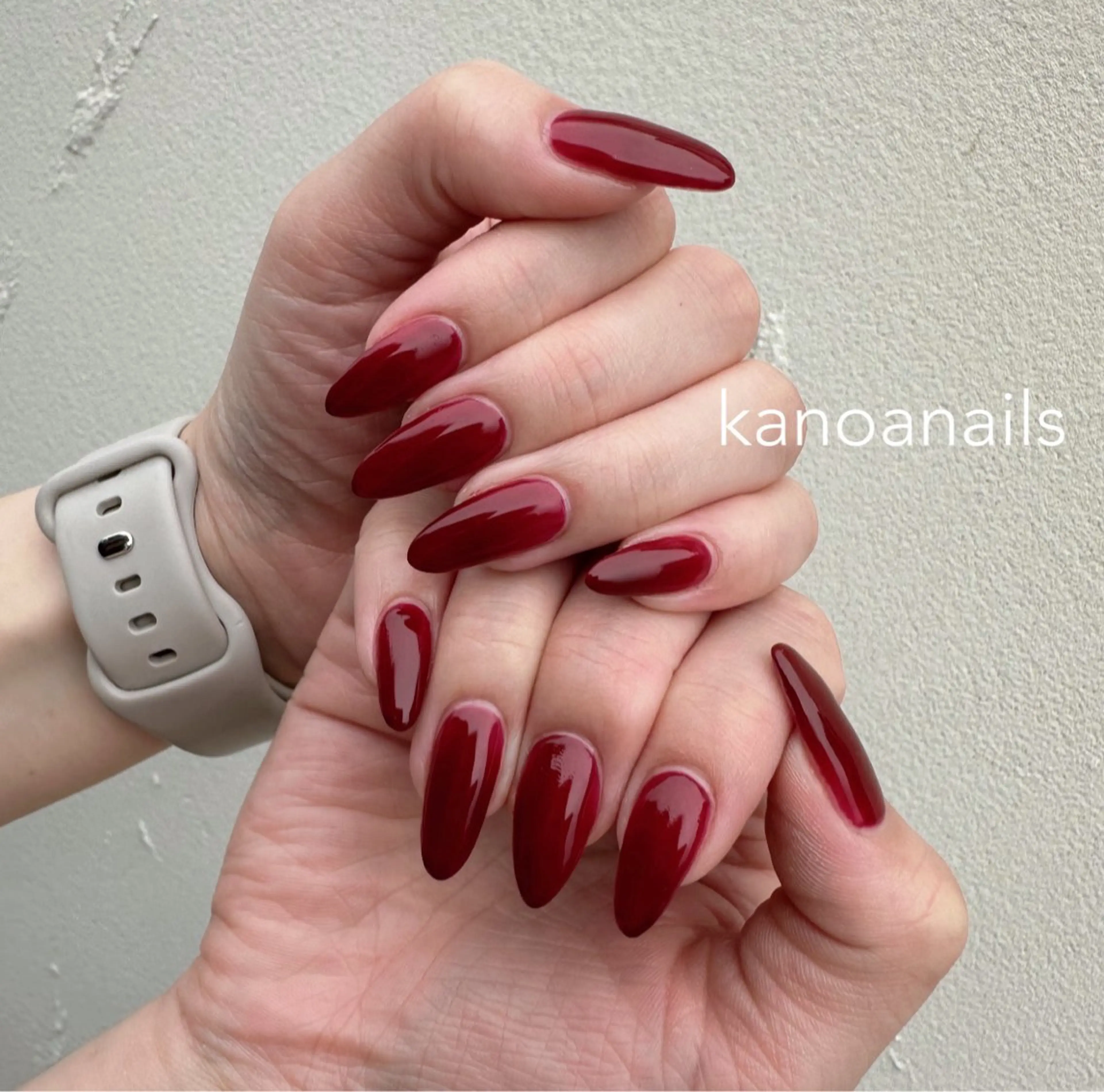 ネイル ボルドー 赤色 ハンドネイル megu_ kanoanailのネイルデザイン