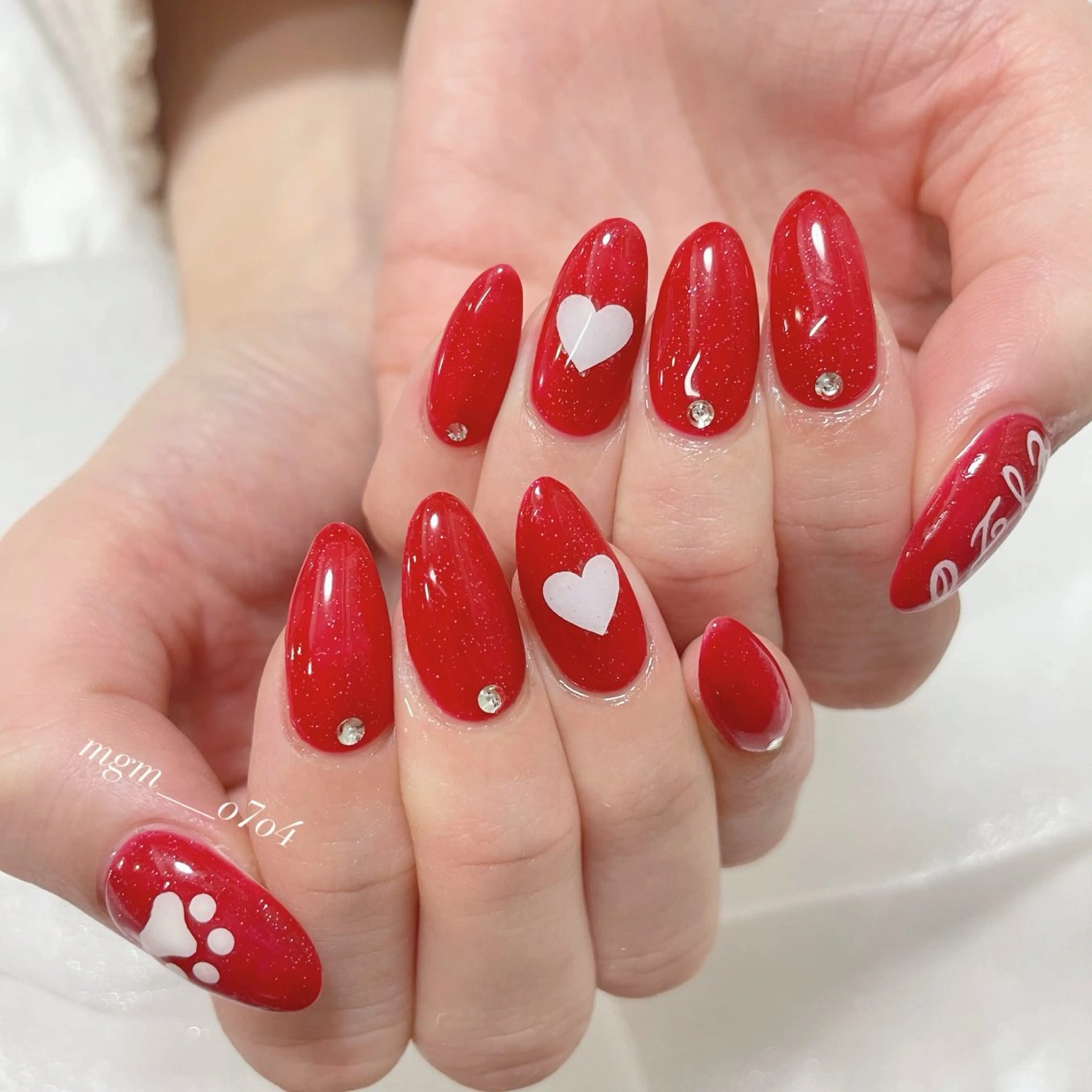 ネイル ハンドネイル ハンドケア MoON...❤︎ MeGuのネイルデザイン