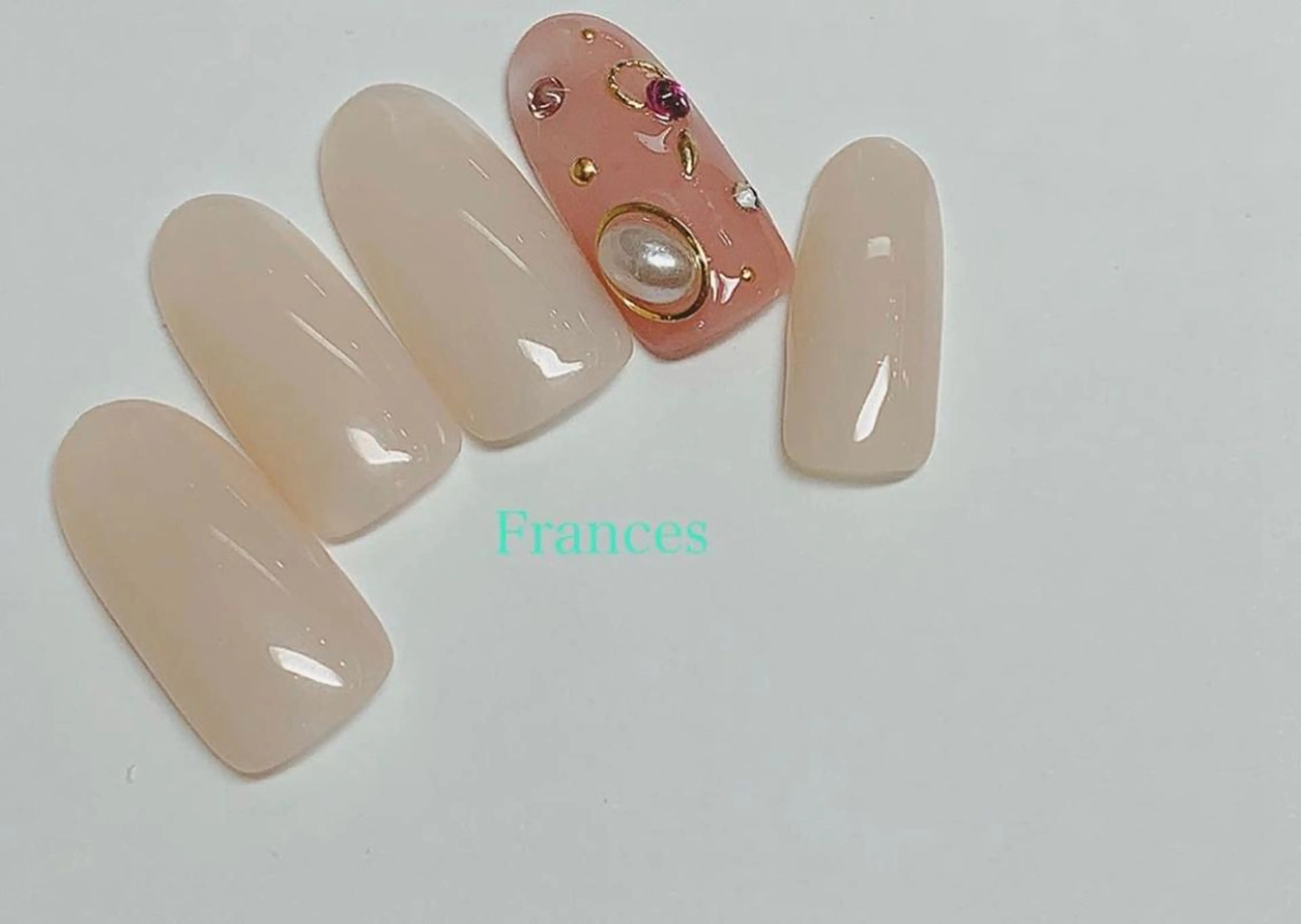 ネイル Frances 今村のネイルデザイン