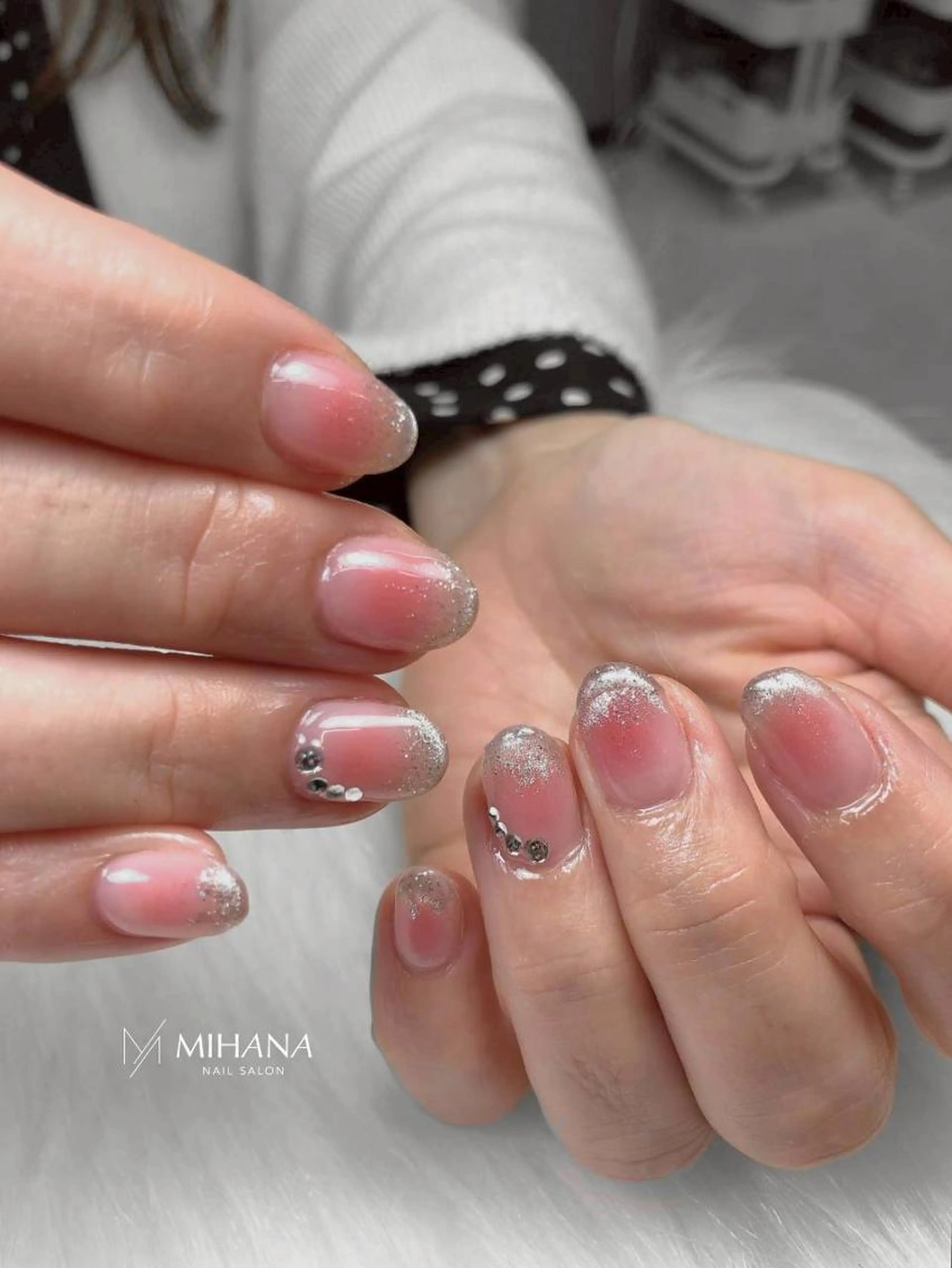 【人気】ほんのり血色チークネイル《ご新規様・当店付替オフ無料》の写真