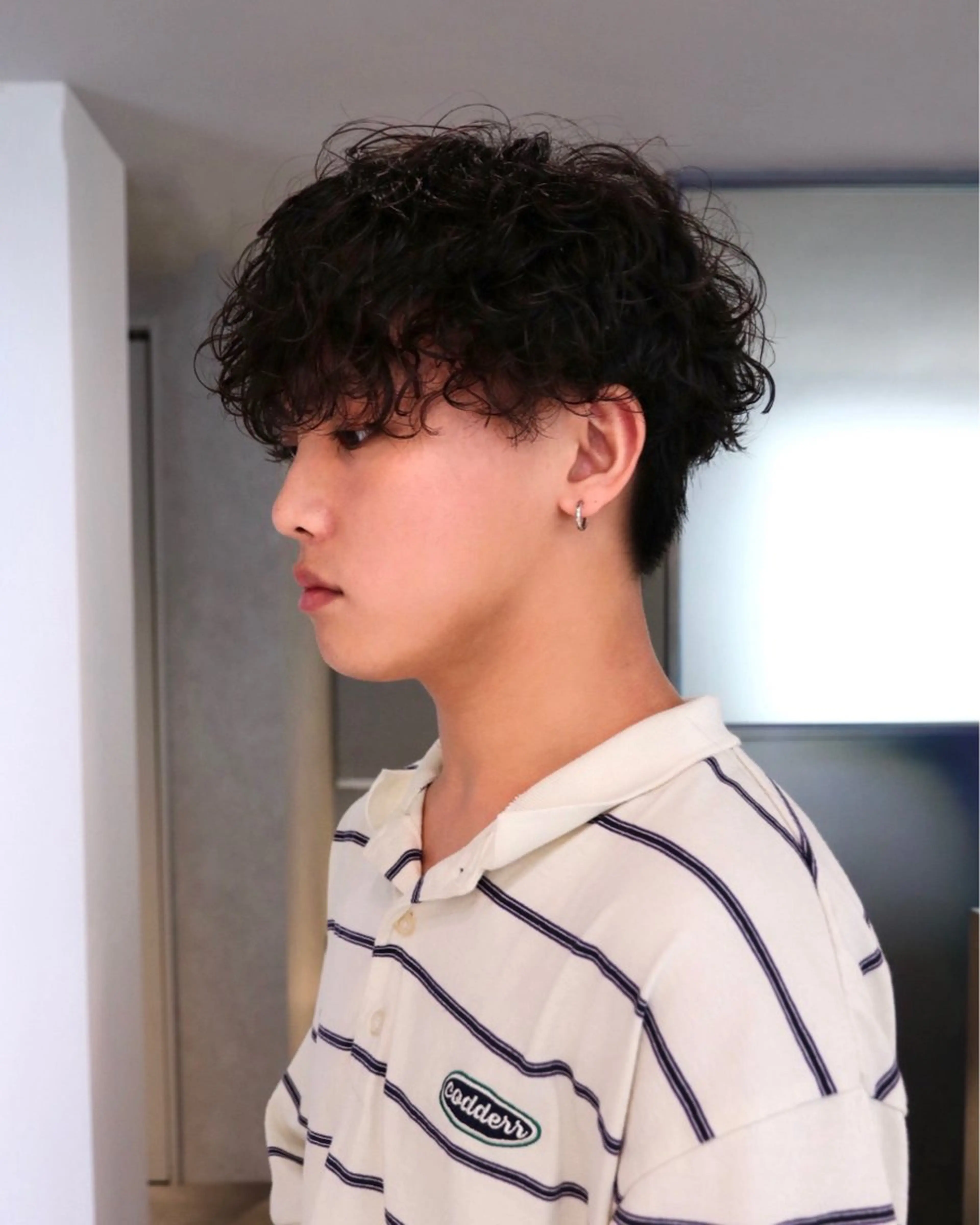 パーマ メンズ メンズパーマ 波巻きパーマ カット パーマ Qin shaire salon 原宿verno店所属・【センターパート】 ETO／江藤翼の眉毛・アイブロウイメージ