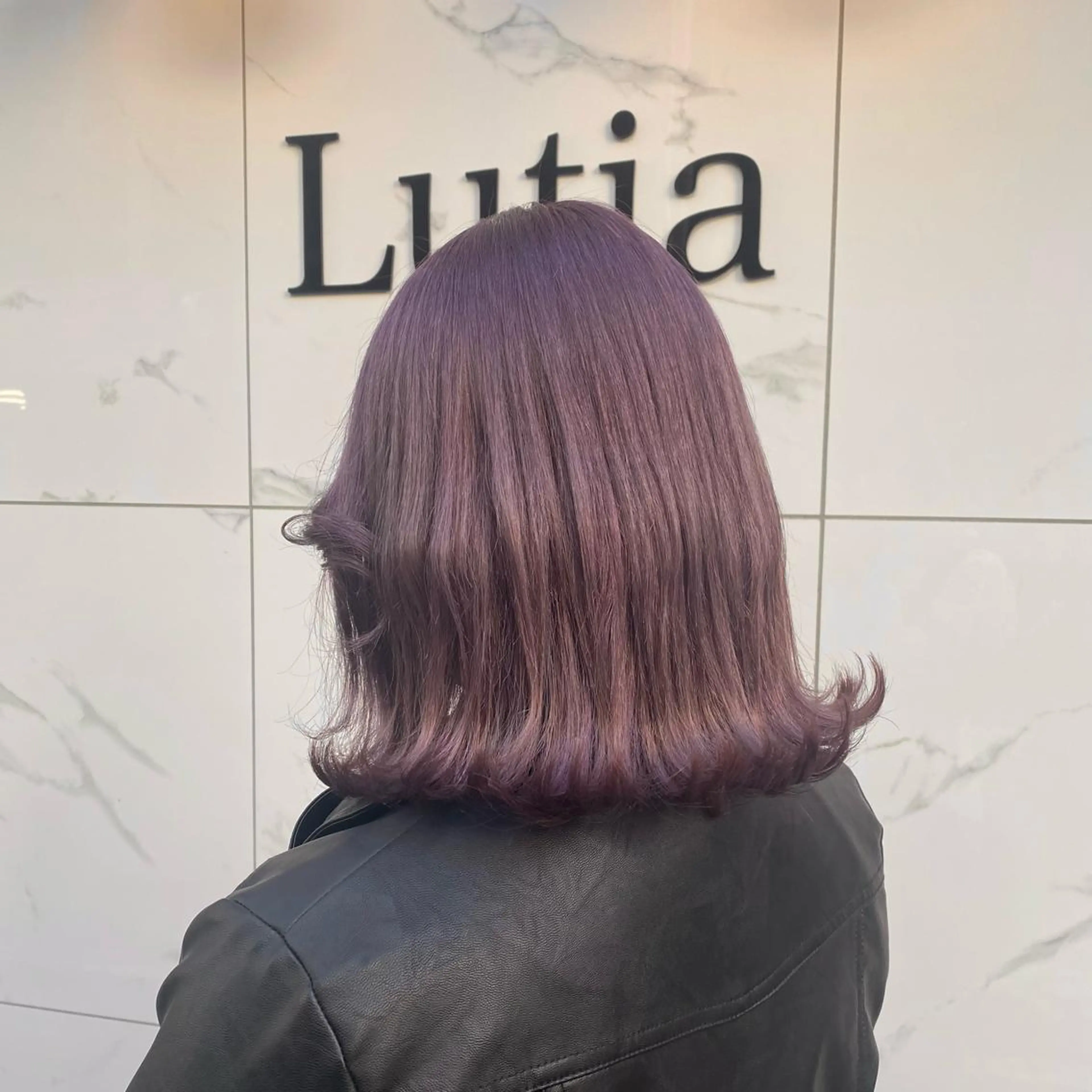 ミディアム カラー ヘアアレンジ ブリーチ ラベンダーカラー ピンクカラー ピンクラベンダー youres hair東新宿店所属・新宿⌇韓国風ヘア ⌇透明感カラーのヘアスタイル