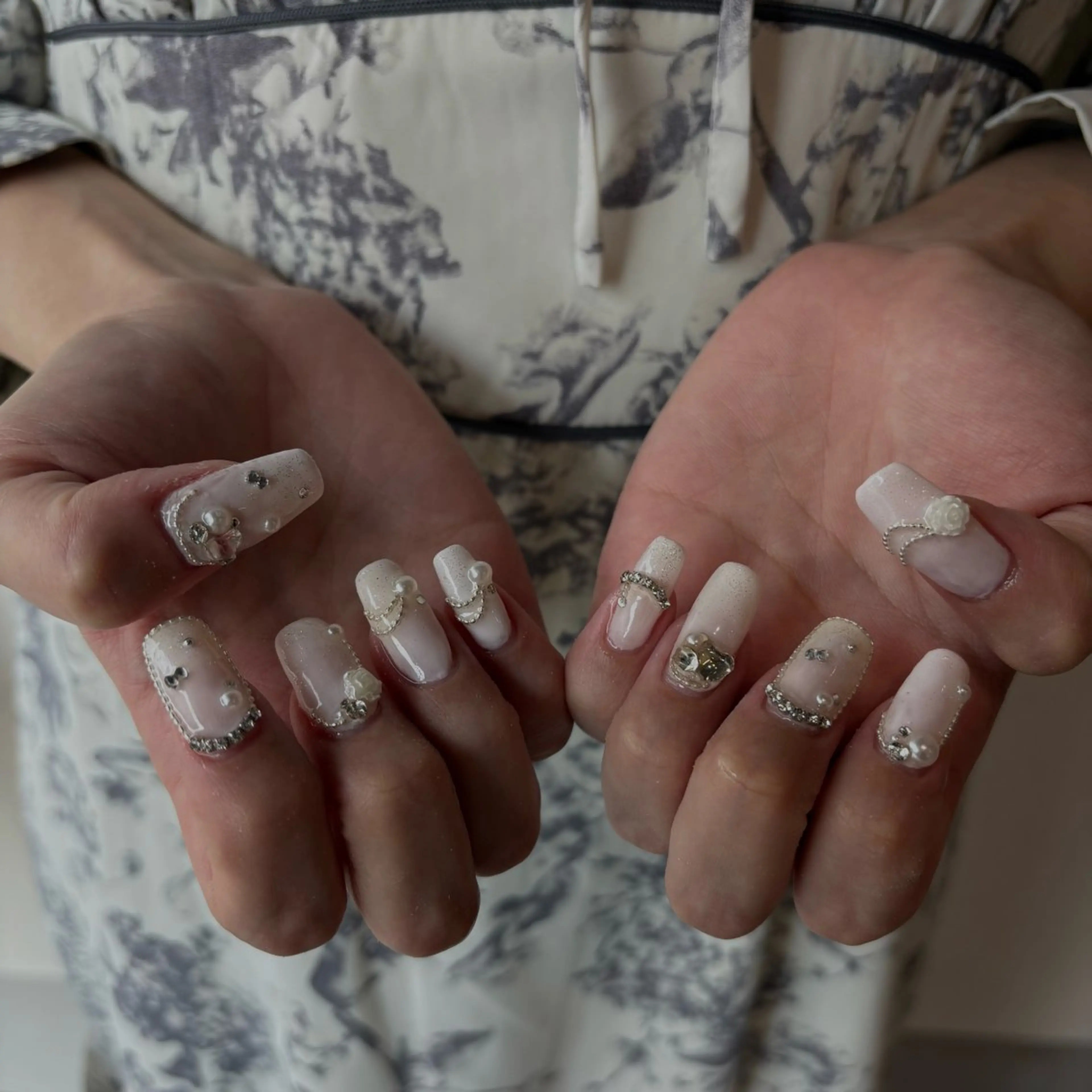 ネイル アートネイル クリアネイル 長さ出し 韓国ネイル ニュアンスネイル vante_aimi .パラジェル取扱店のネイルデザイン