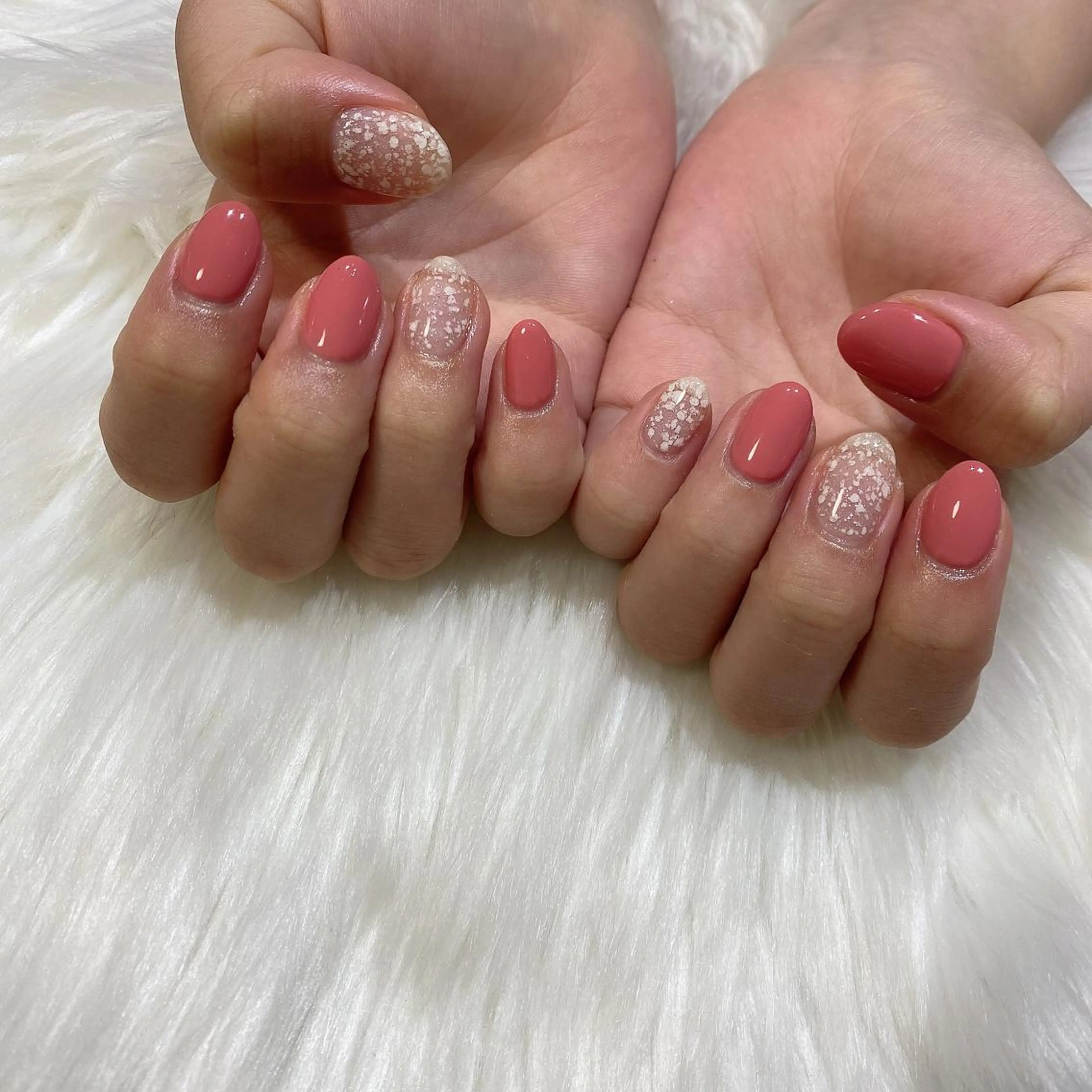 ネイル ハンドネイル 西岡 杏のネイルデザイン