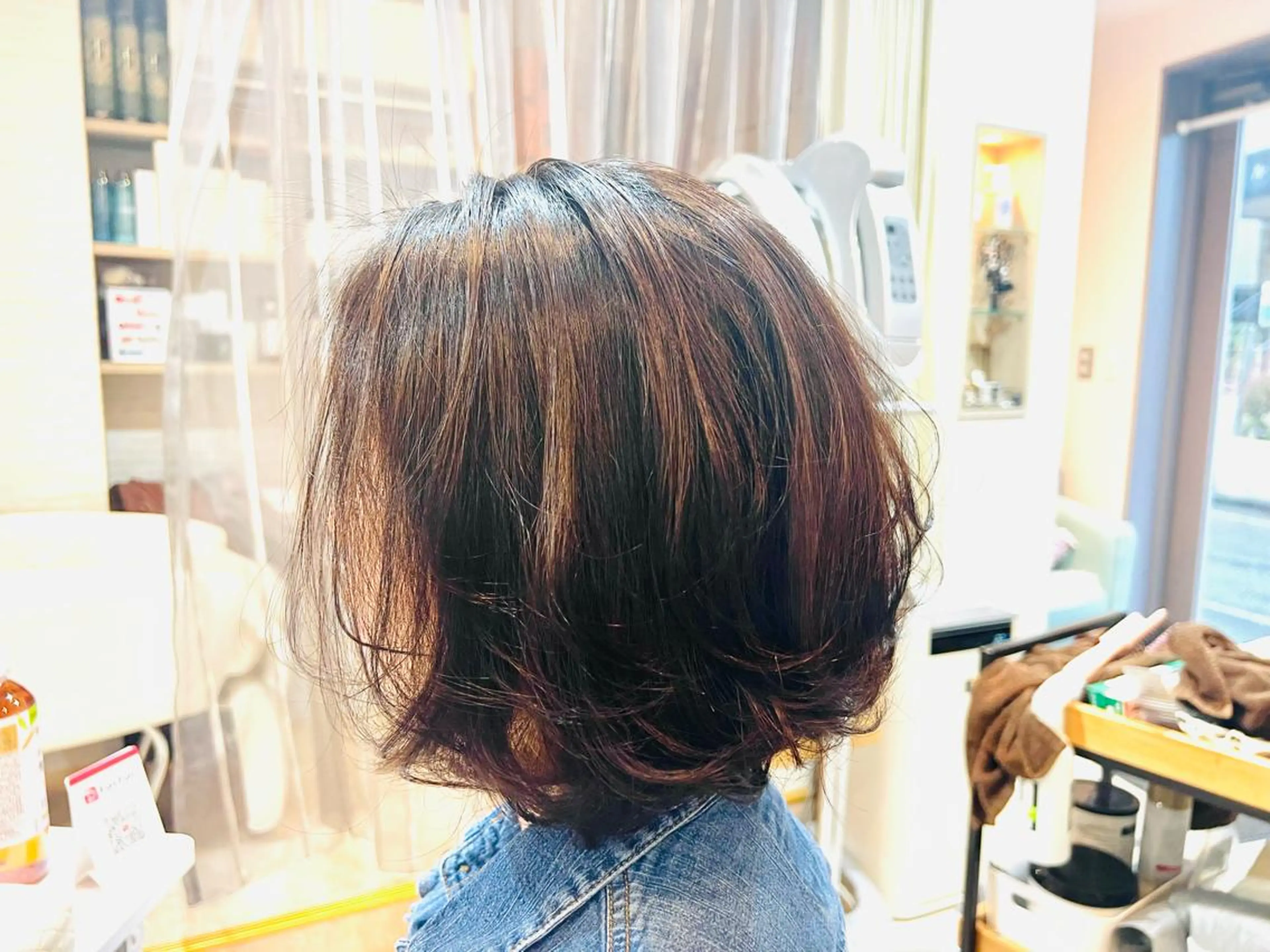 ミディアム O. YUMIKOのネイルデザイン