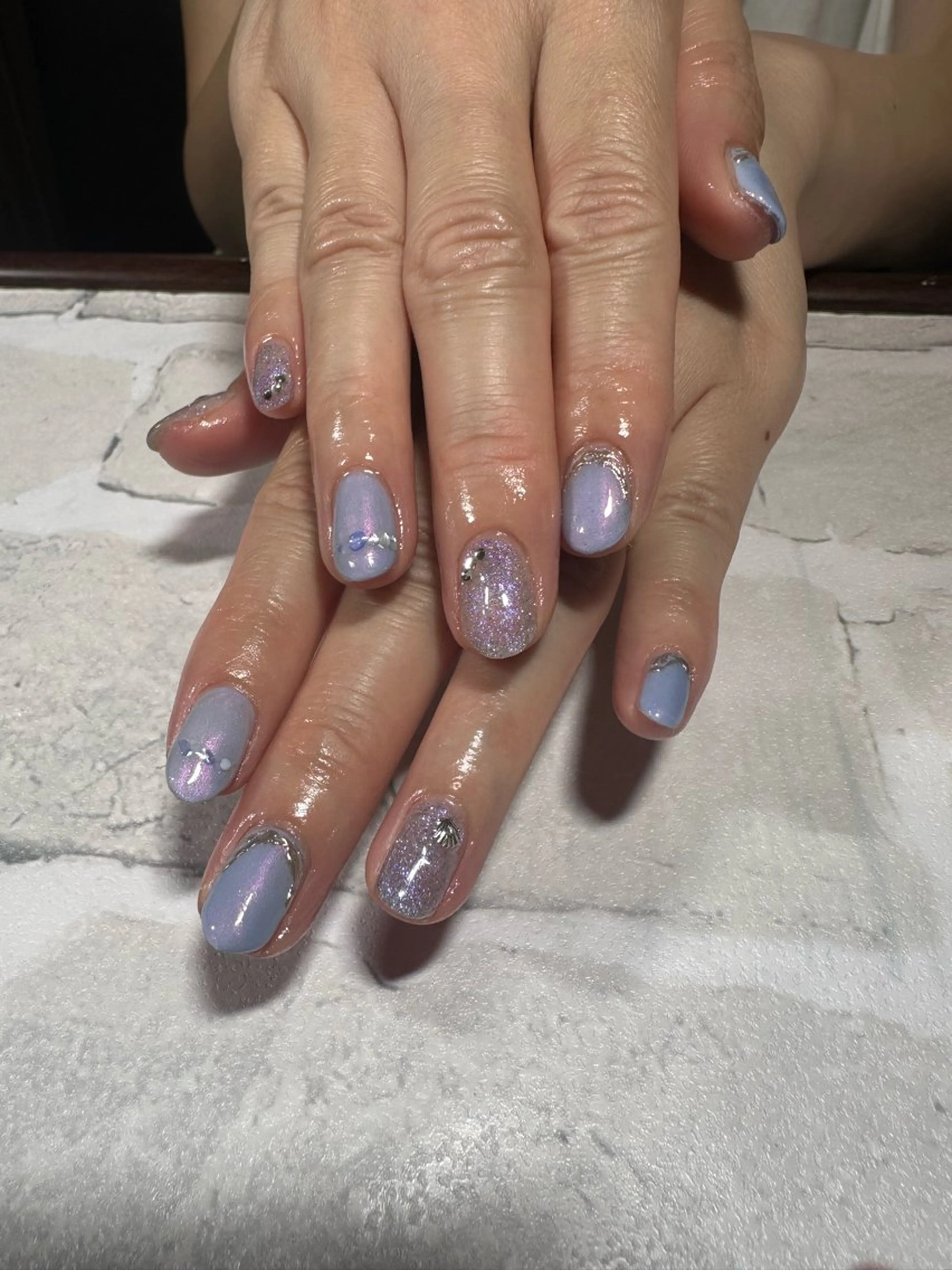 ネイル e.nail所属・🍎吉田 恵里🍎のネイルデザイン