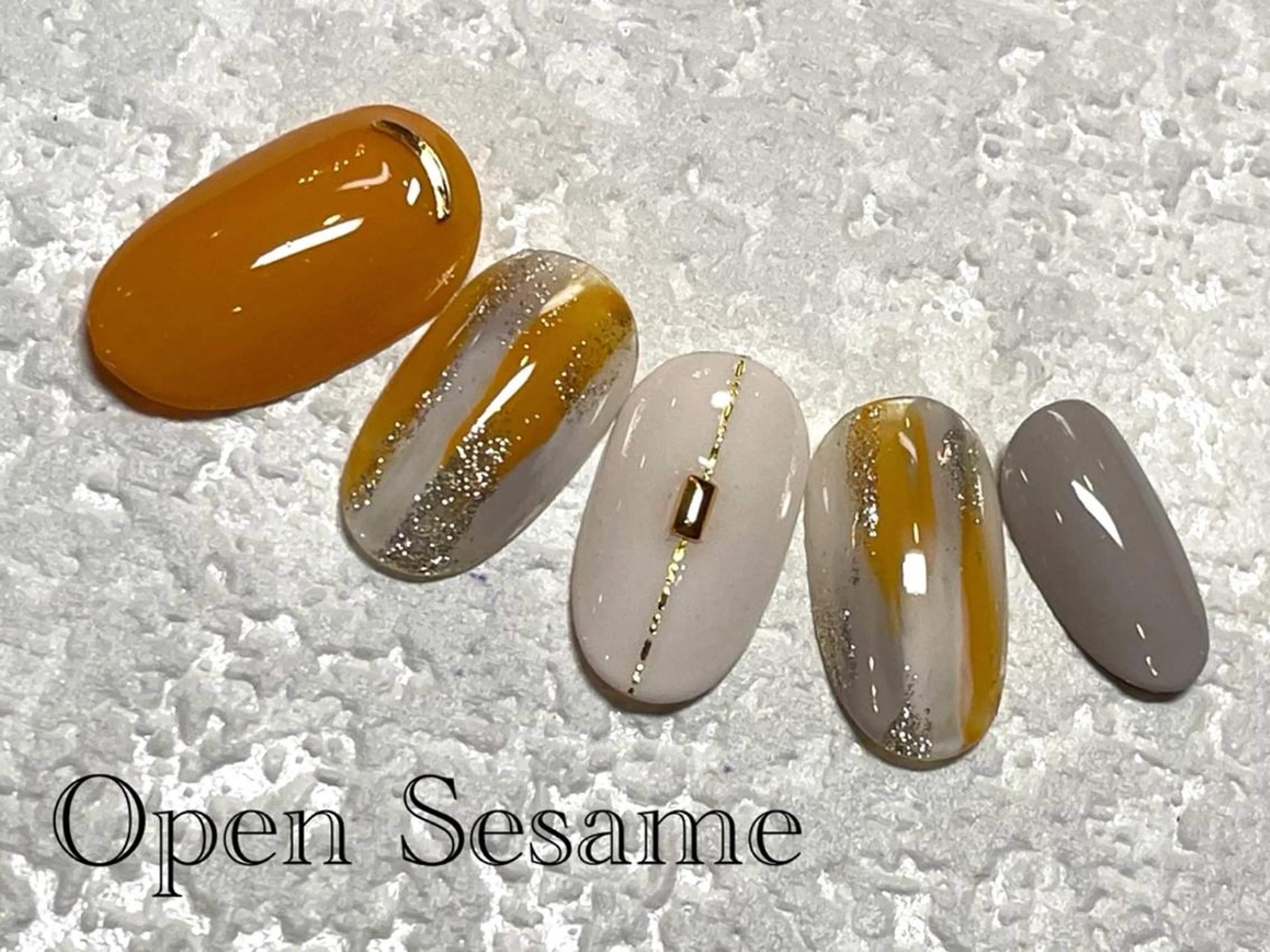 ネイル 遠藤 志乃のネイルデザイン