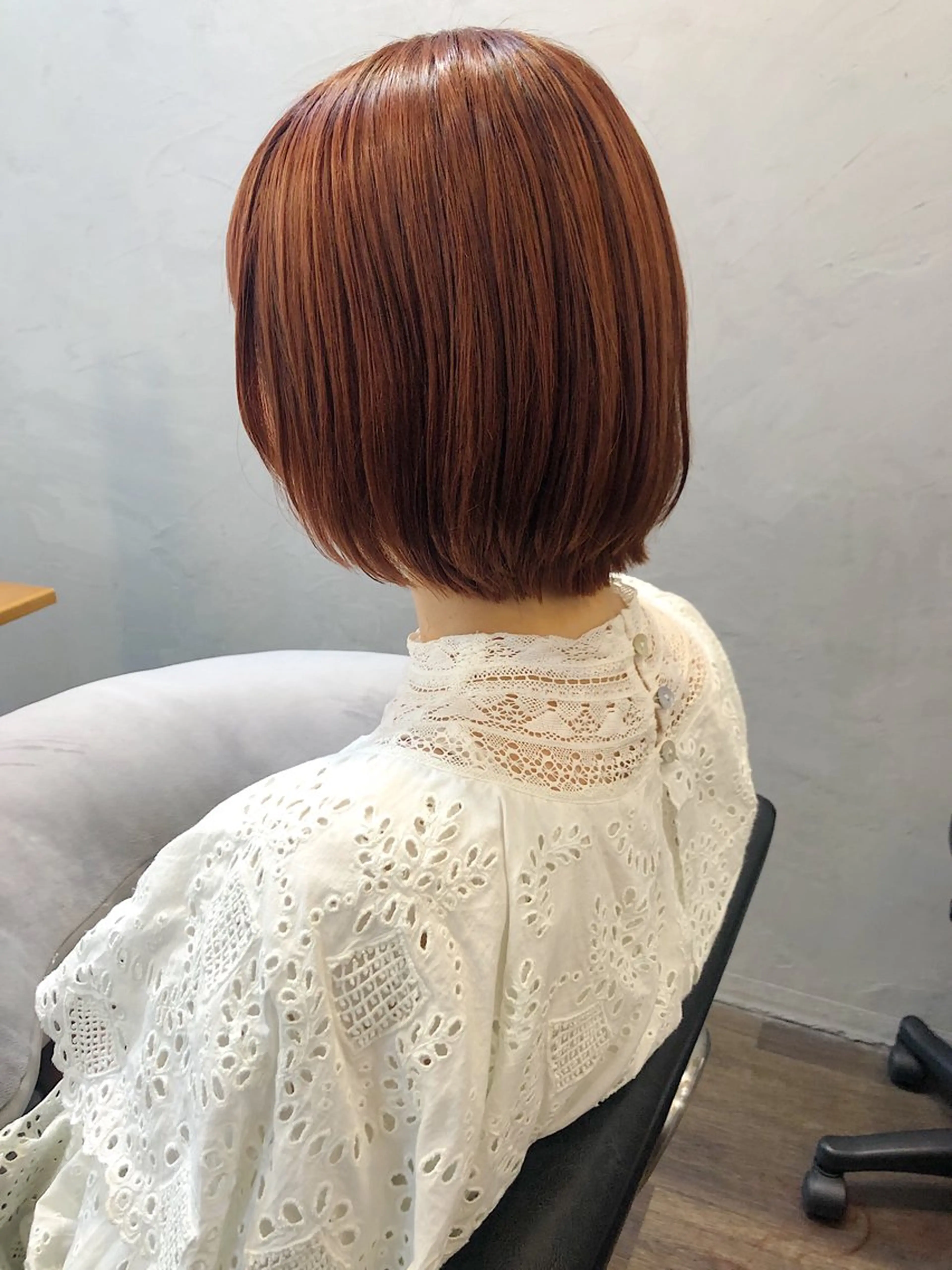 ショート カラー 長井 美佳のヘアスタイル