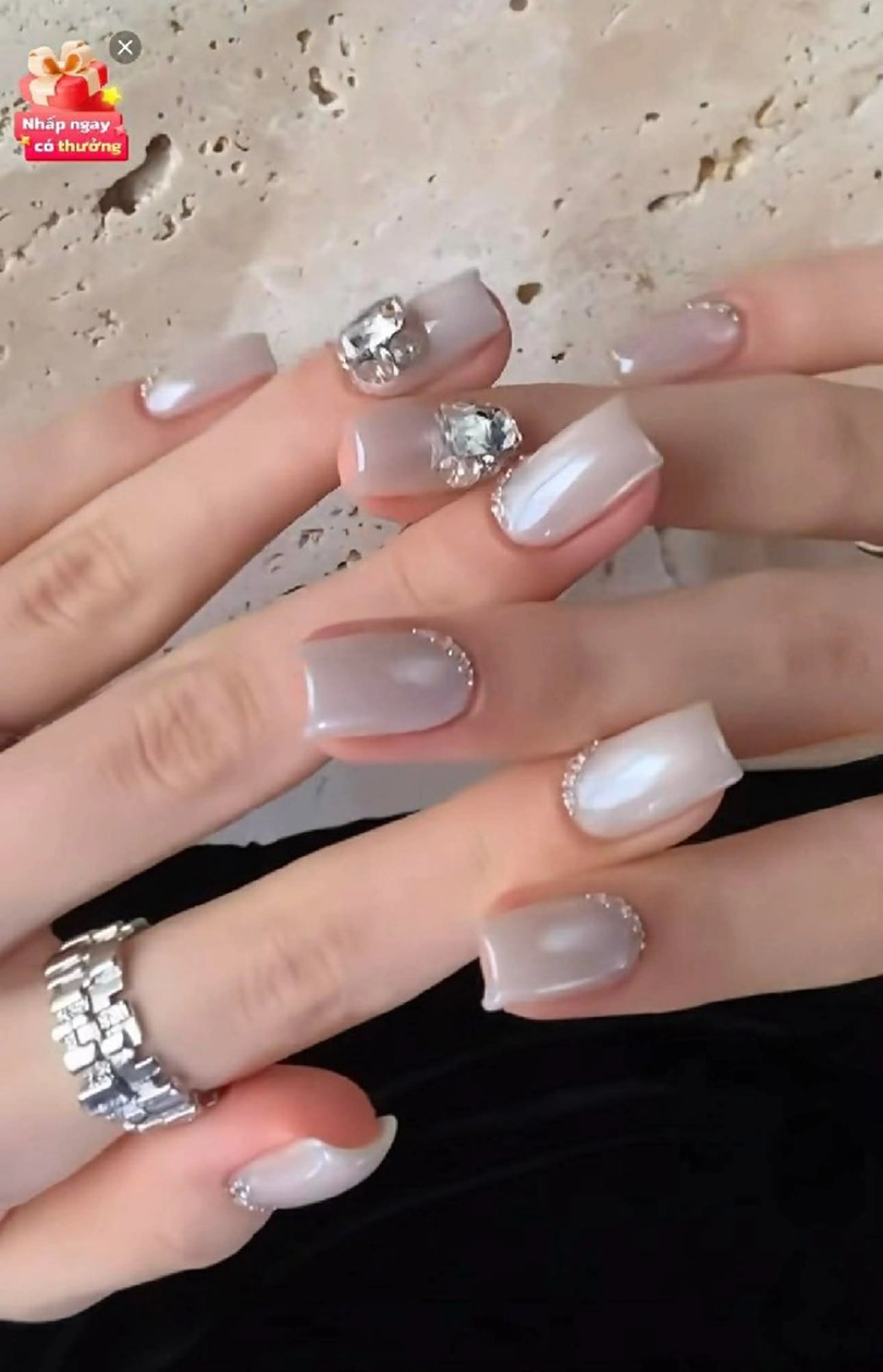 ネイル 禅 nails所属・ヤマダ アユミのネイルデザイン