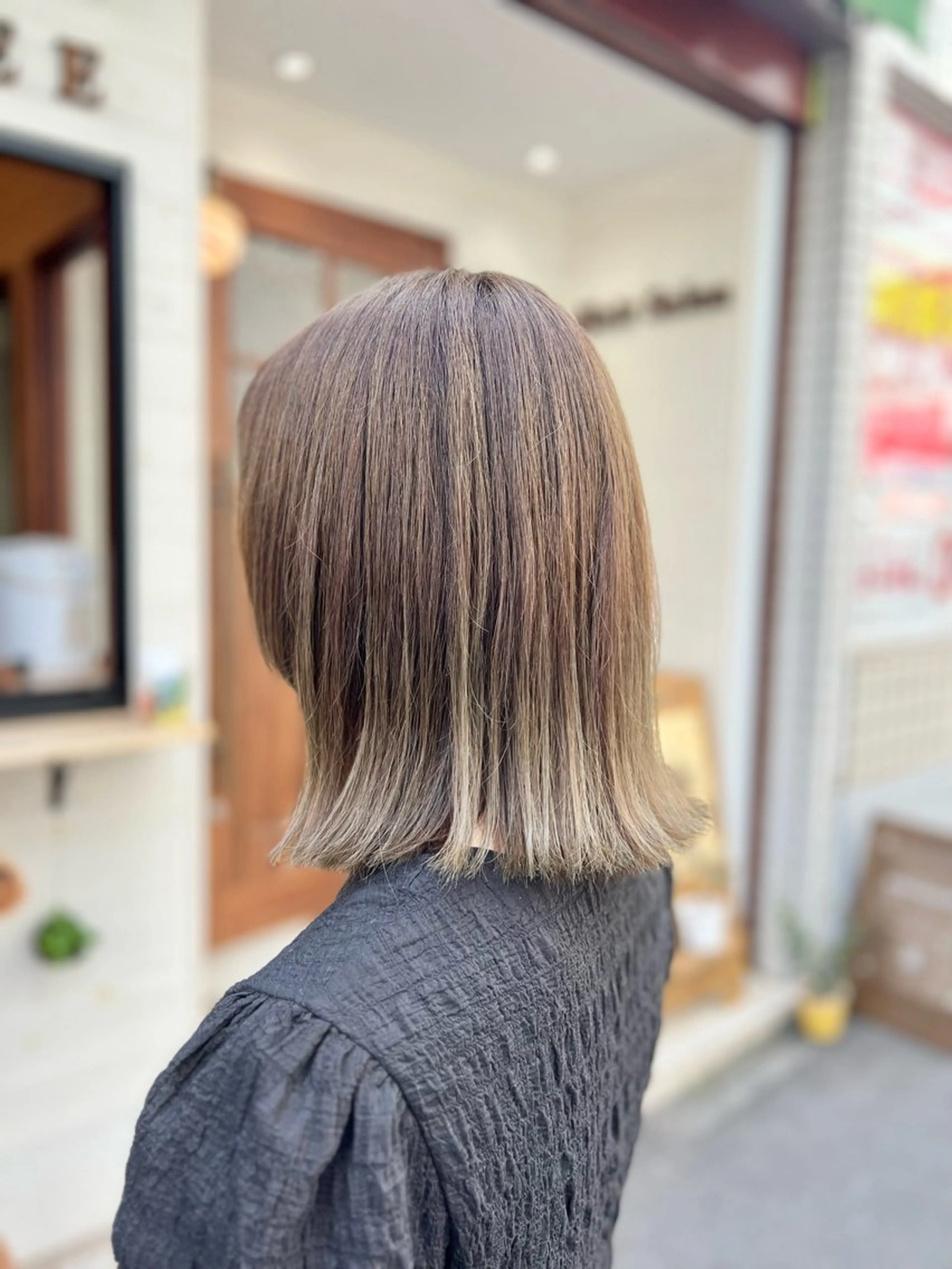 ミディアム カラー ベージュカラー オリーブベージュ 🍇おぐら めぐみ🍇のヘアスタイル