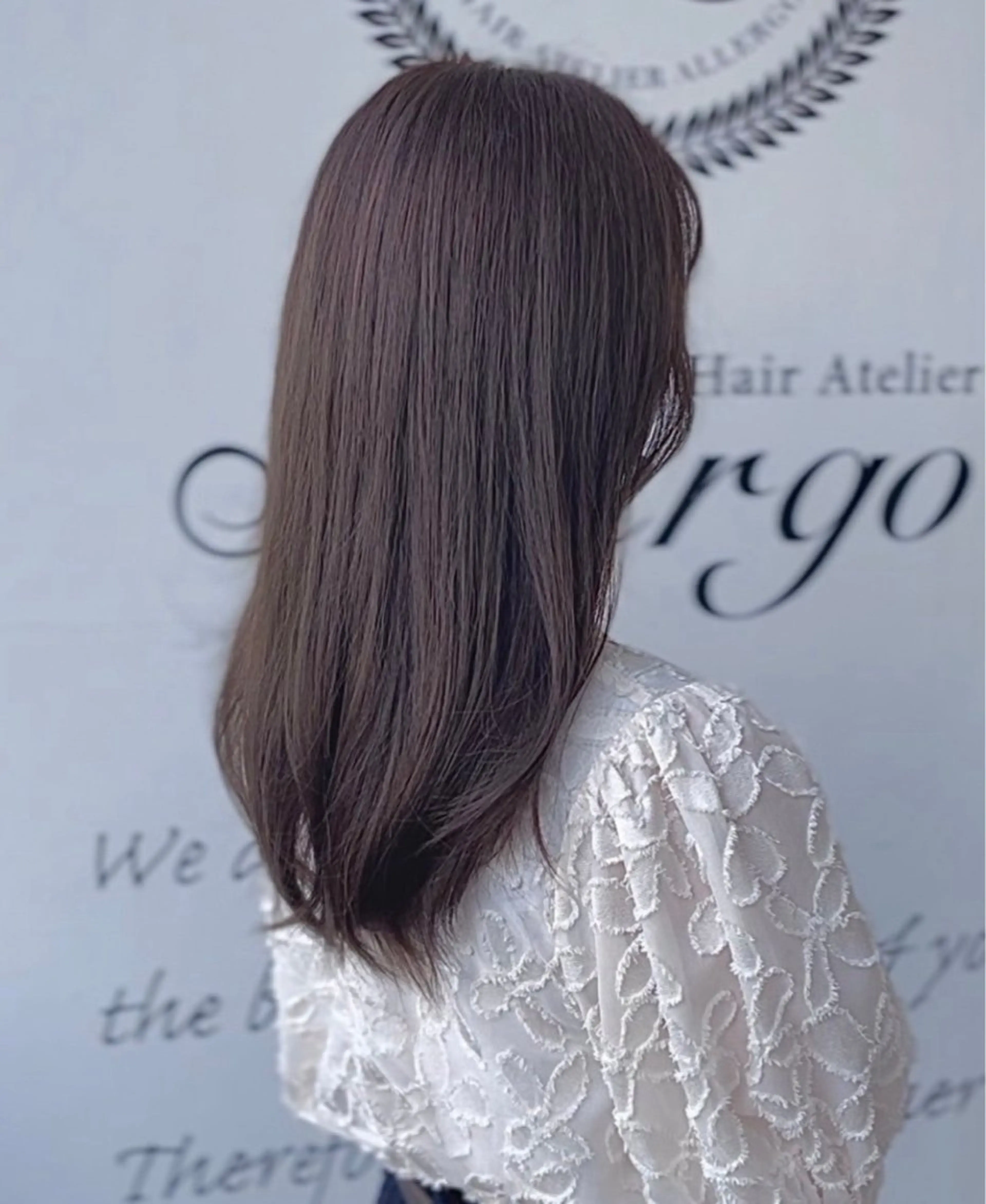 セミロング レイヤーカット 政木 紳吾のヘアスタイル