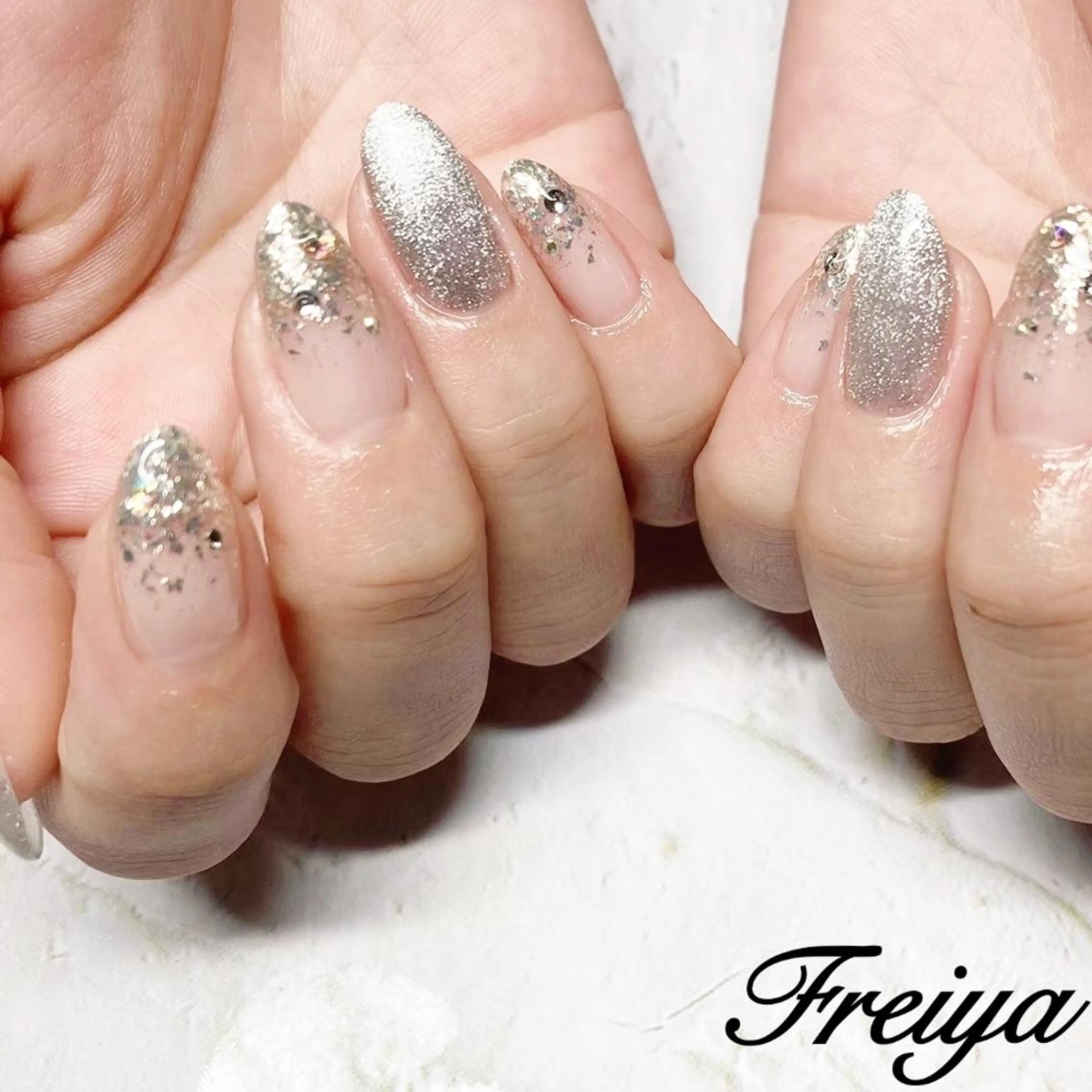 ネイル FREIYA所属・FREIYA マツエク、ネイルのマツエク・マツパデザイン