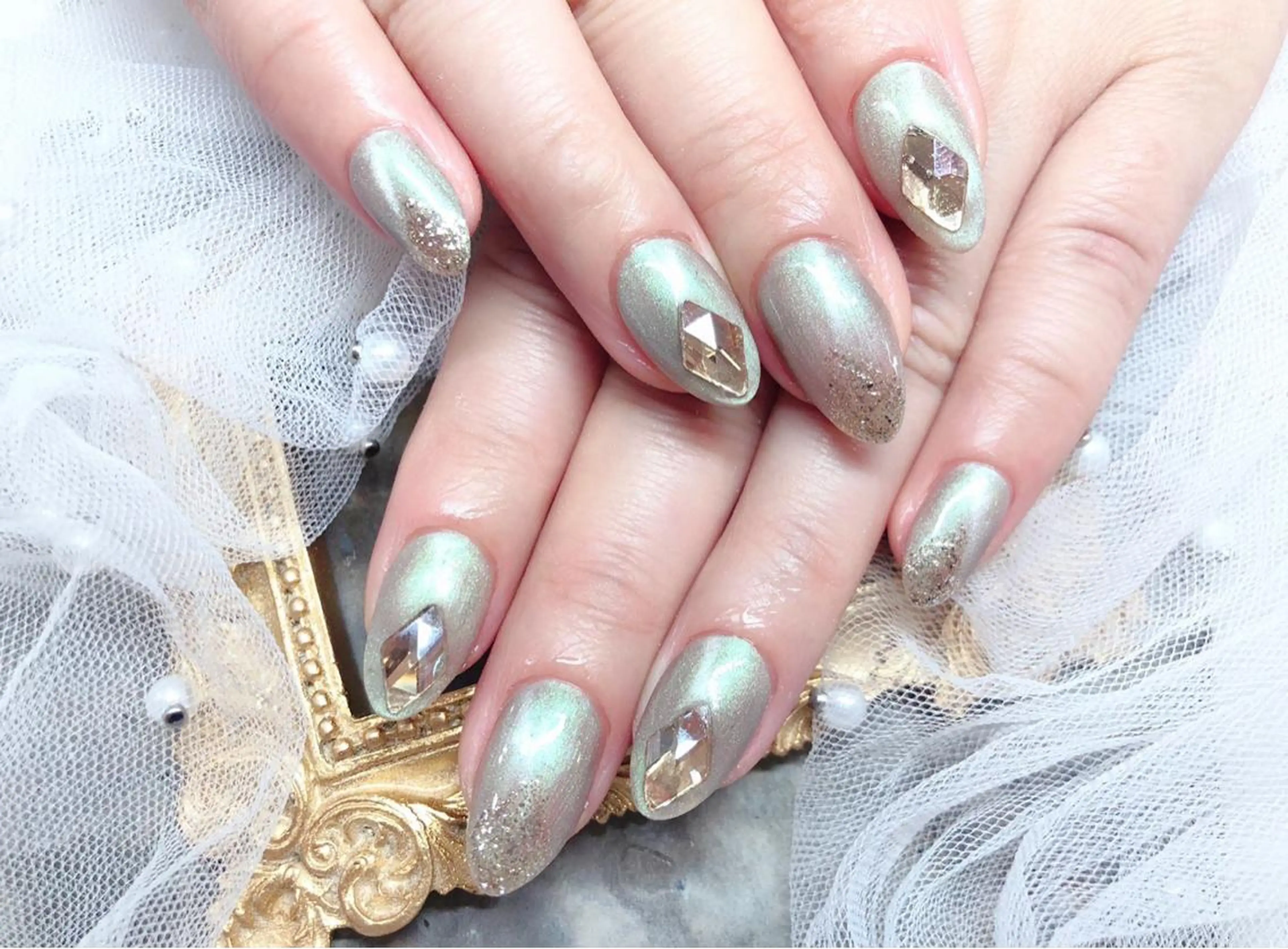 ネイル ハンドネイル マジックミラー所属・マジック ミラーのネイルデザイン