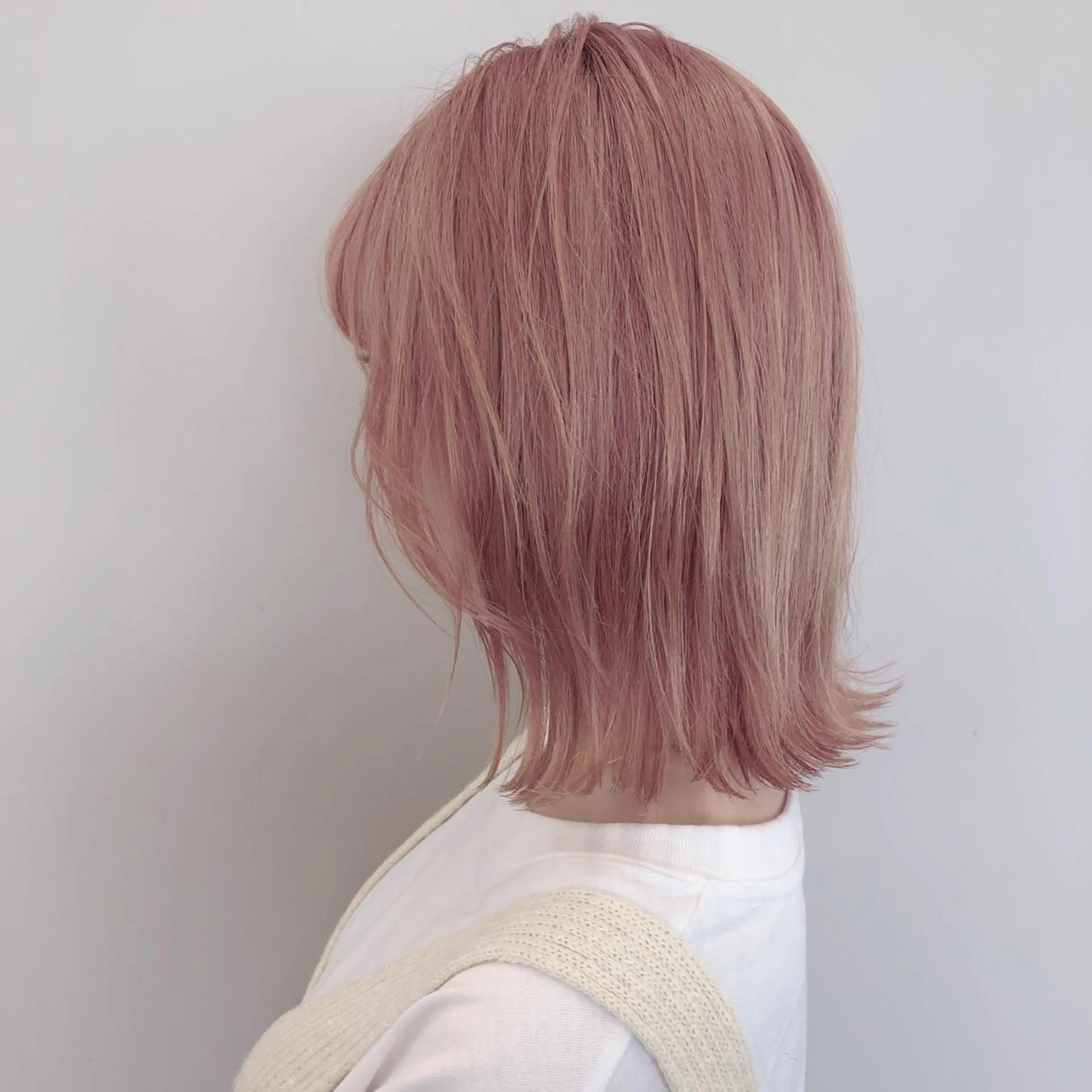 ミディアム ヘアカラー 関 京磨のヘアスタイル