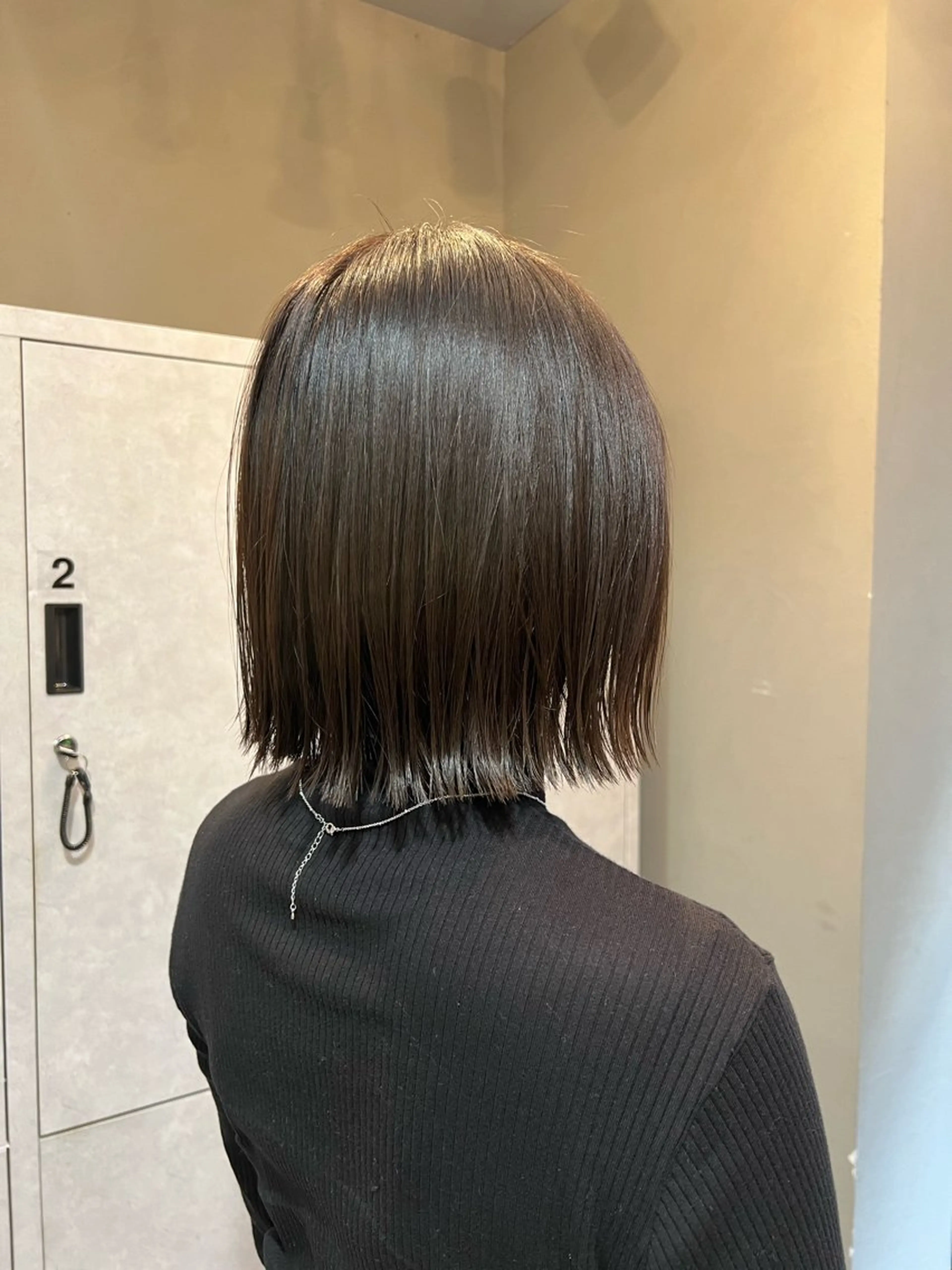 ショート カラー 切りっぱなしボブ ボブ 神戸ボブ✂️ ioe三宮/田 伸佳のヘアスタイル