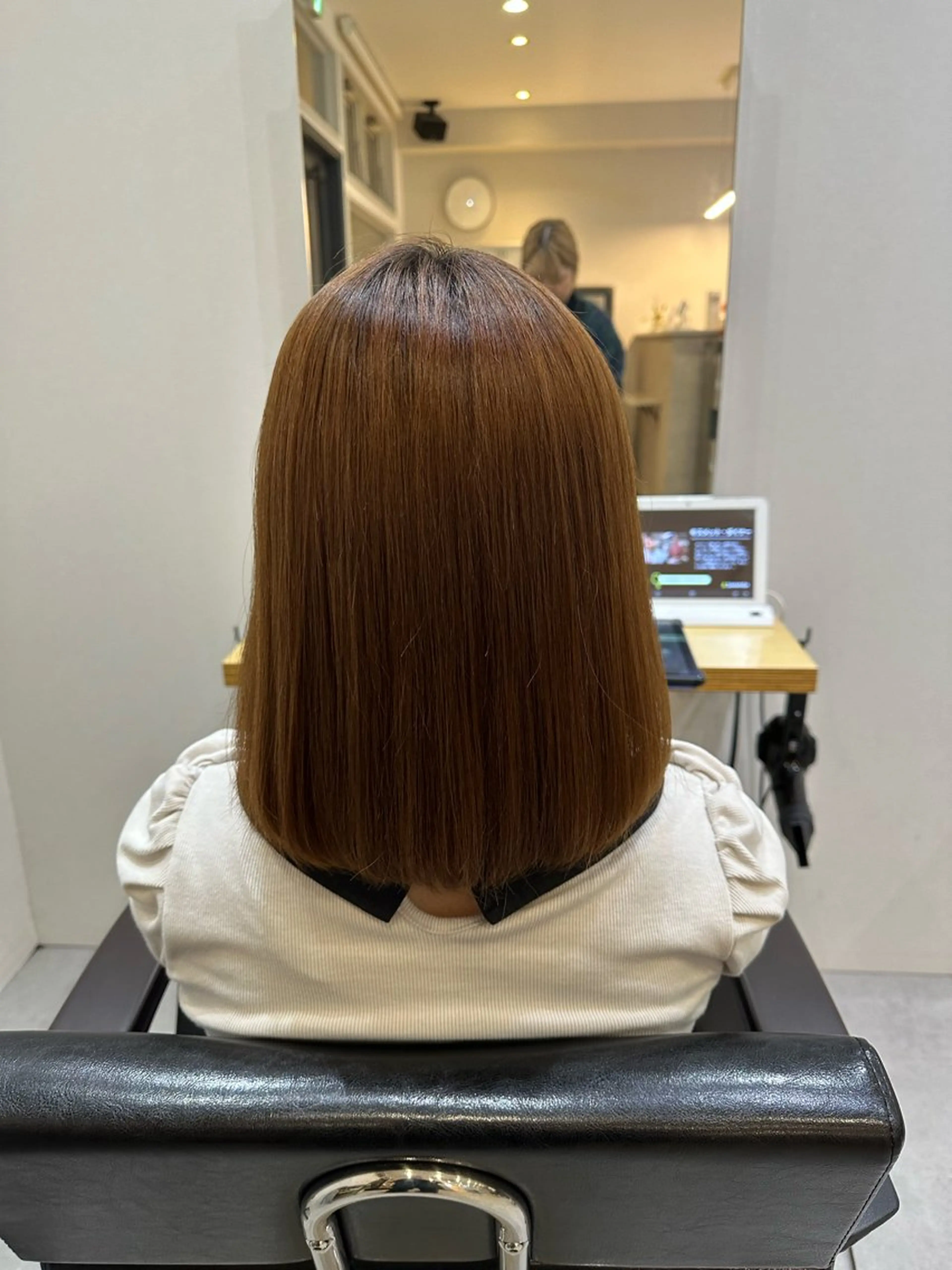 ミディアム 縮毛矯正 Agu hair noman マナのヘアスタイル