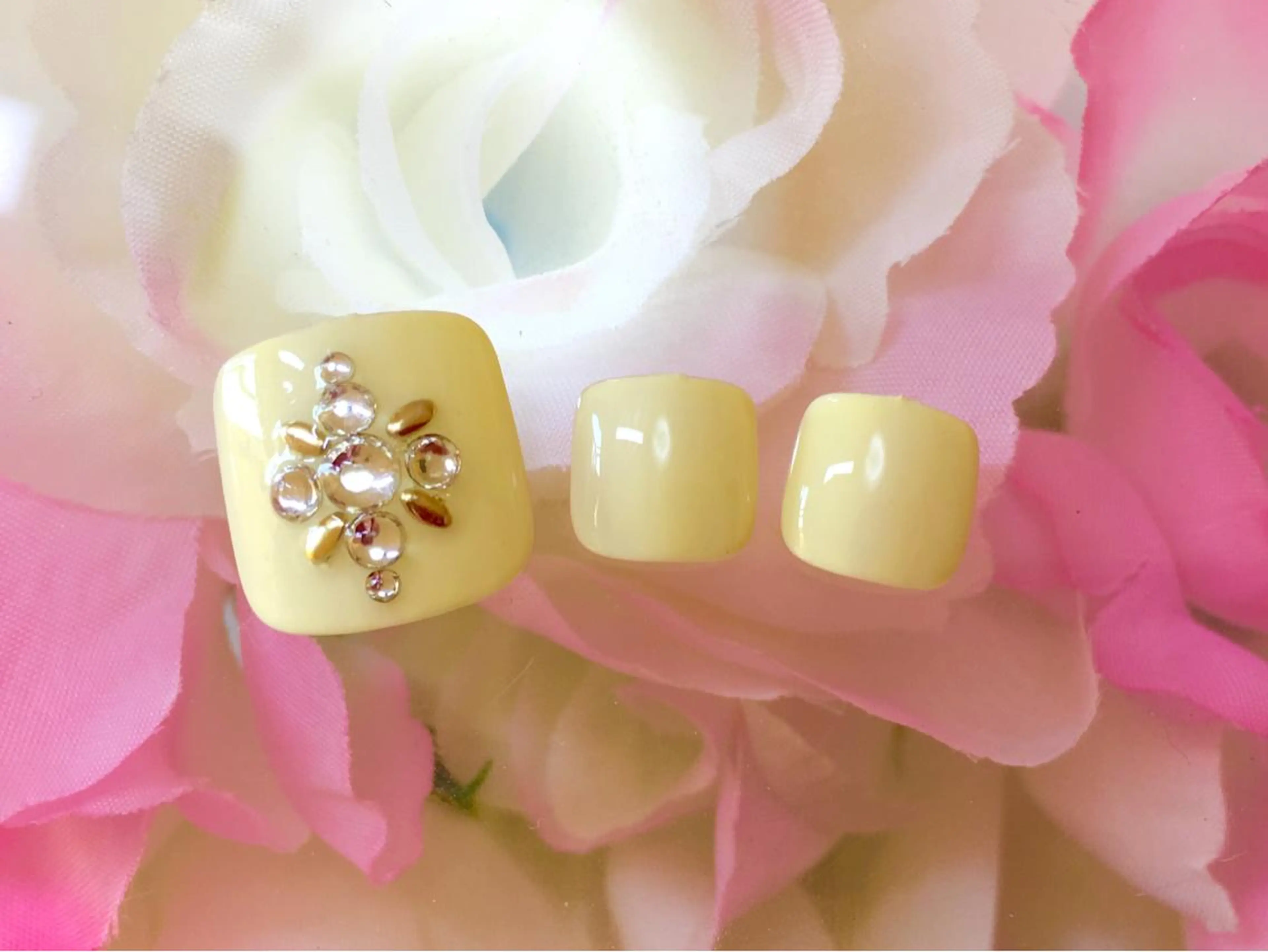 ネイル アートネイル ストーンネイル 夏ネイル clover nailのネイルデザイン