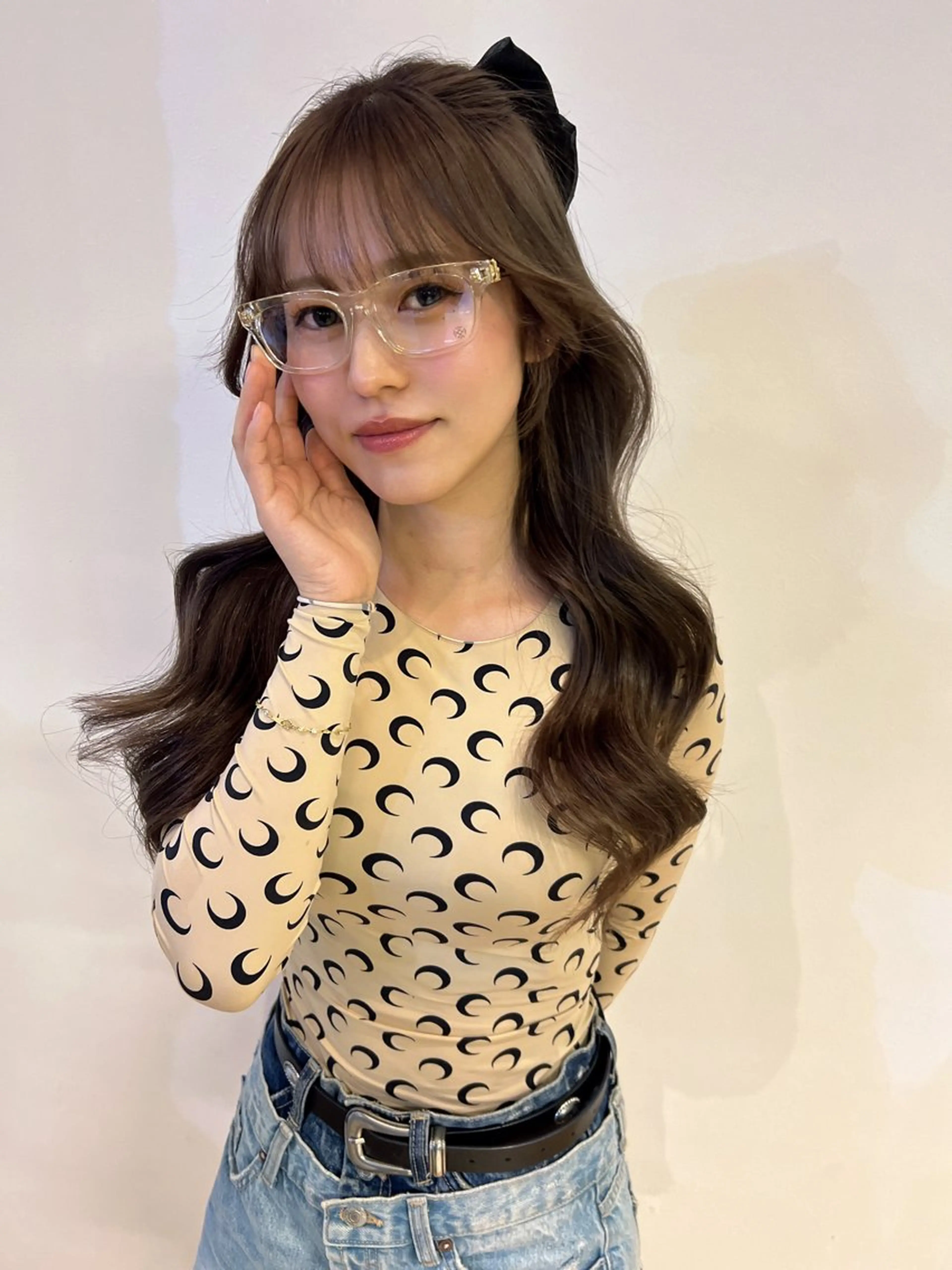 ロング カット ヘアカラー トリートメント maya レイヤーカットのヘアスタイル