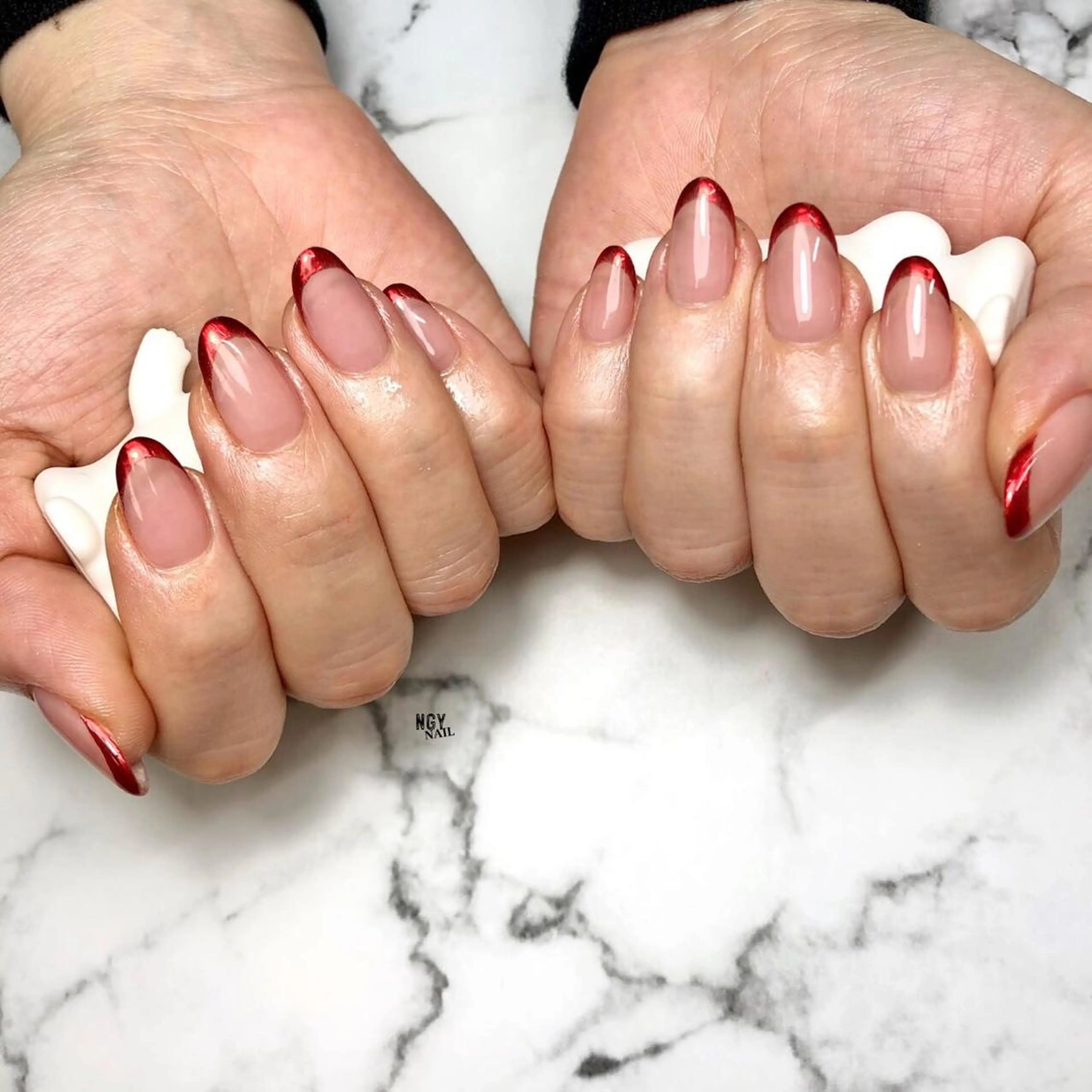 ネイル フレンチネイル ジェルネイル ミラーネイル パラジェル 赤色 ハンドネイル NAIL NOWのネイルデザイン