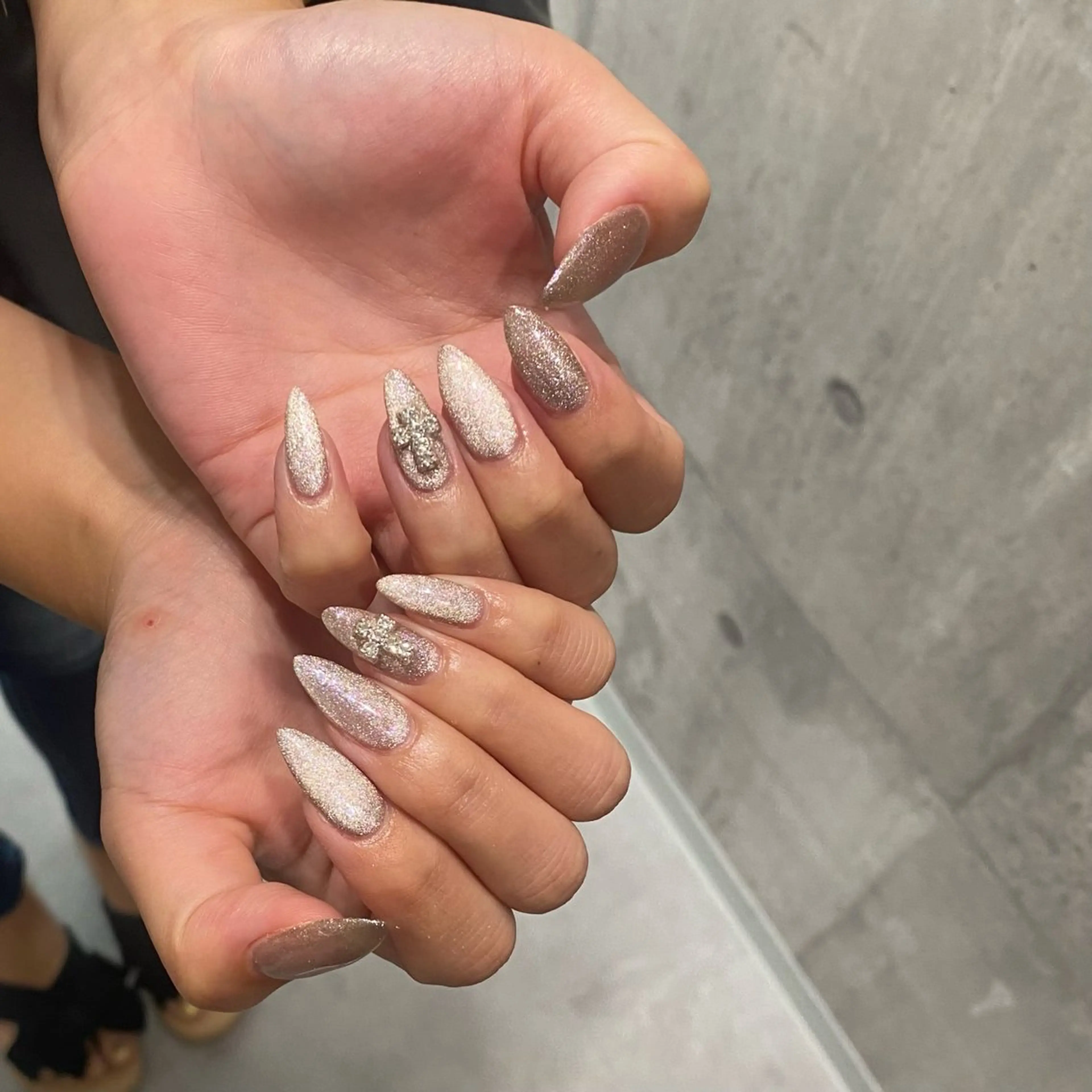 ネイル マグネットネイル ワンカラーネイル SAKURA Total Beauty所属・SAKURA 中島のネイルデザイン