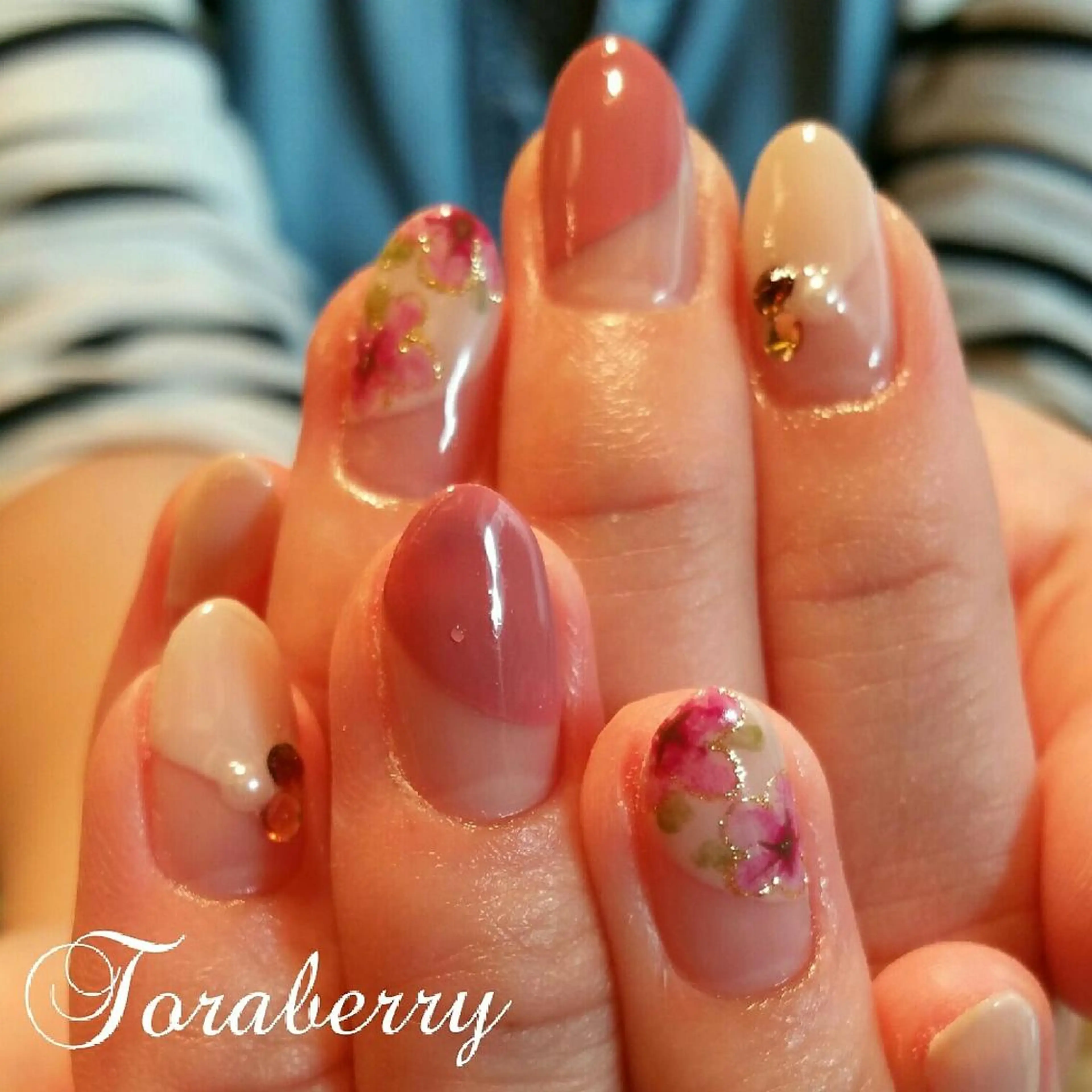 ネイル ネイリスト なつみのネイルデザイン