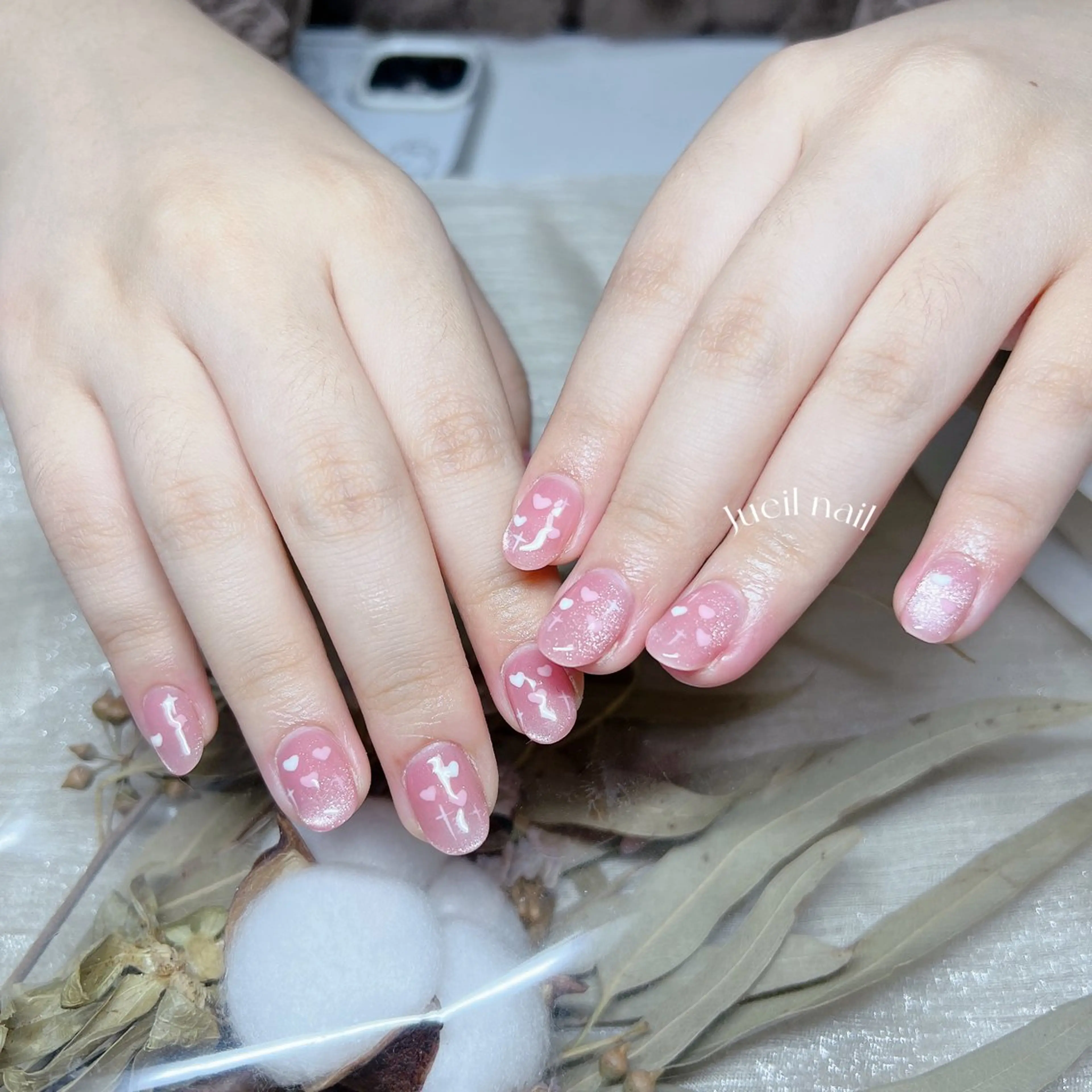 ネイル ハンドネイル KURE ISAKIのネイルデザイン