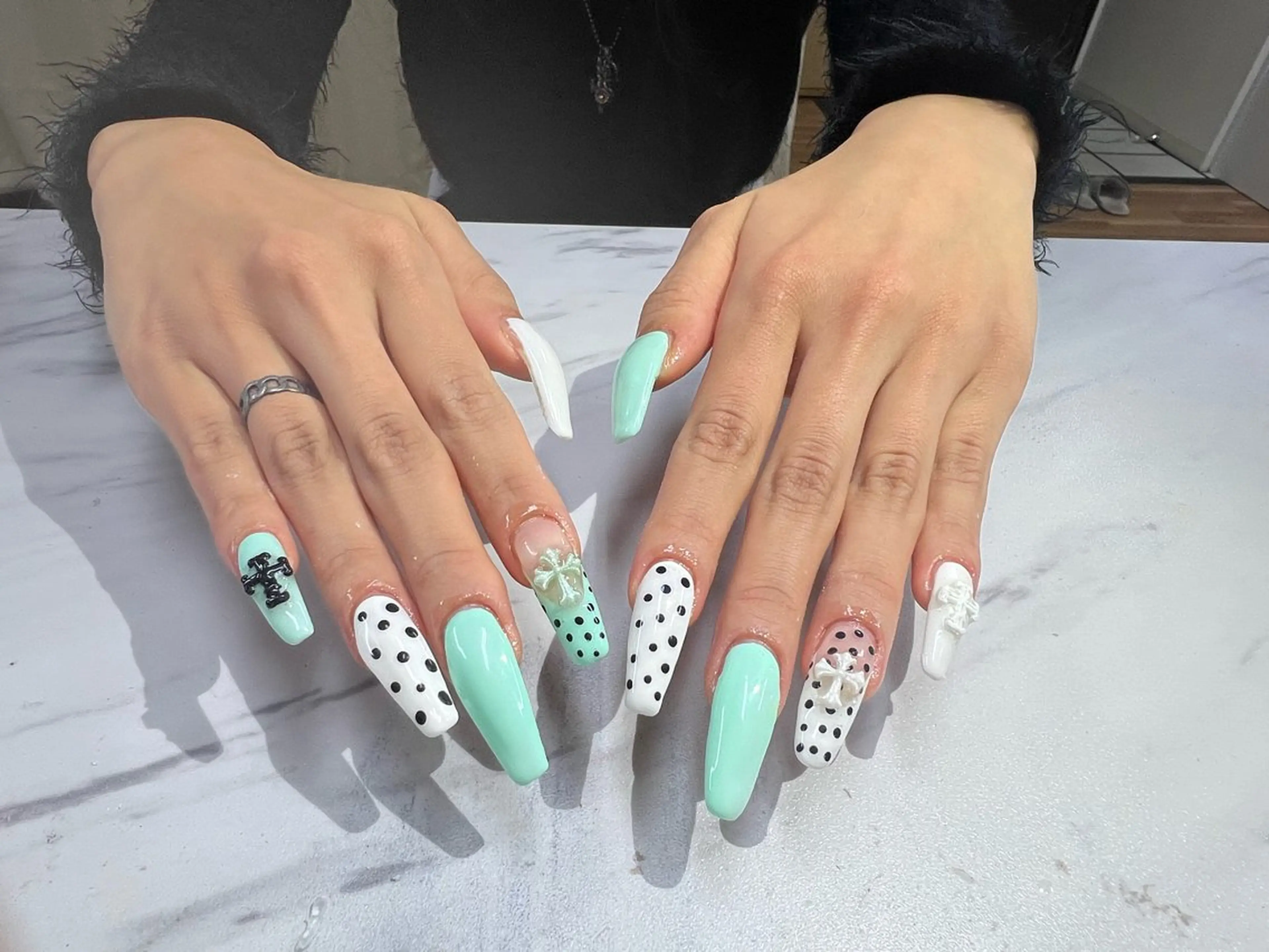 ネイル Msalon所属・渡久地 夢のネイルデザイン