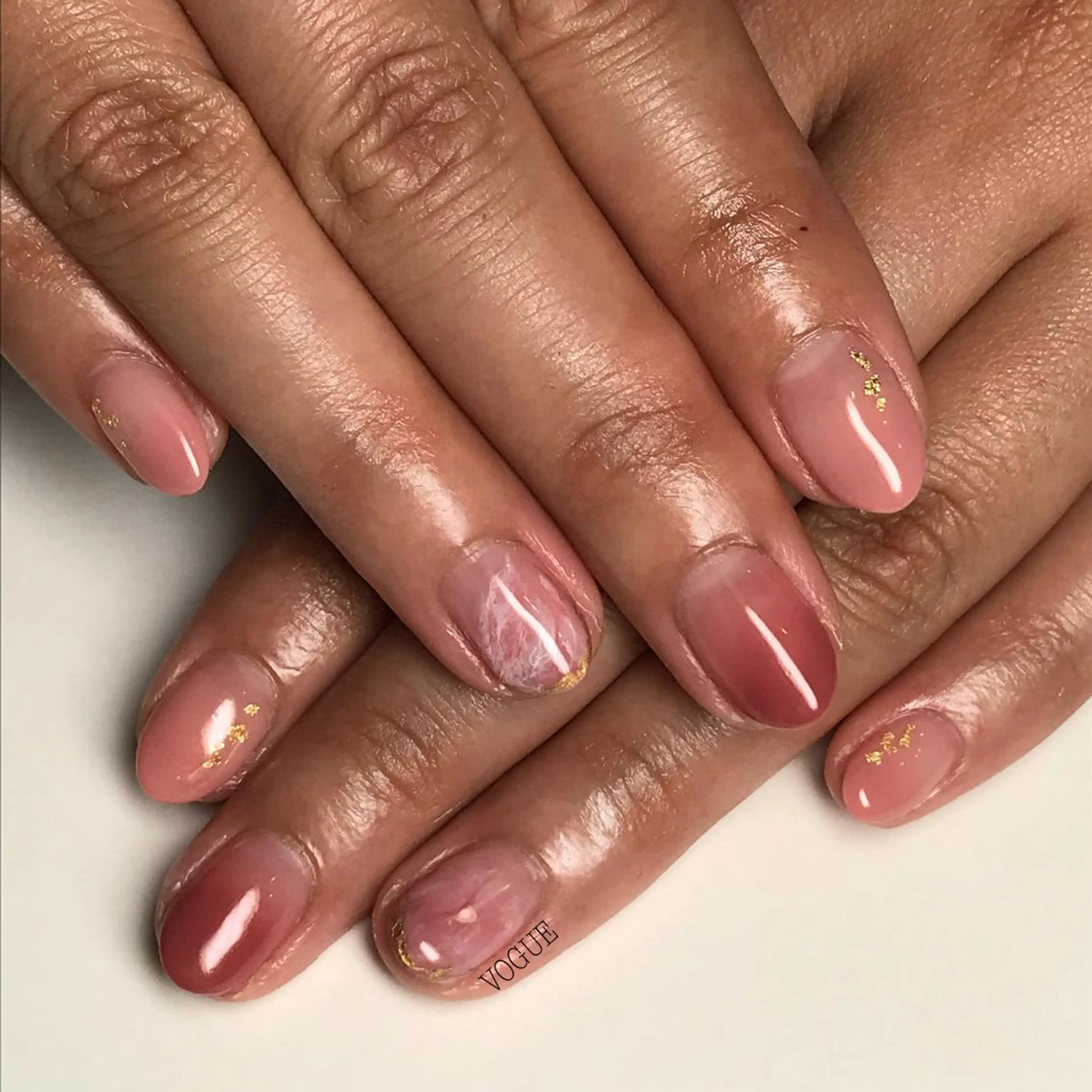 ネイル ハンドネイル VOGUE ×SWANのネイルデザイン