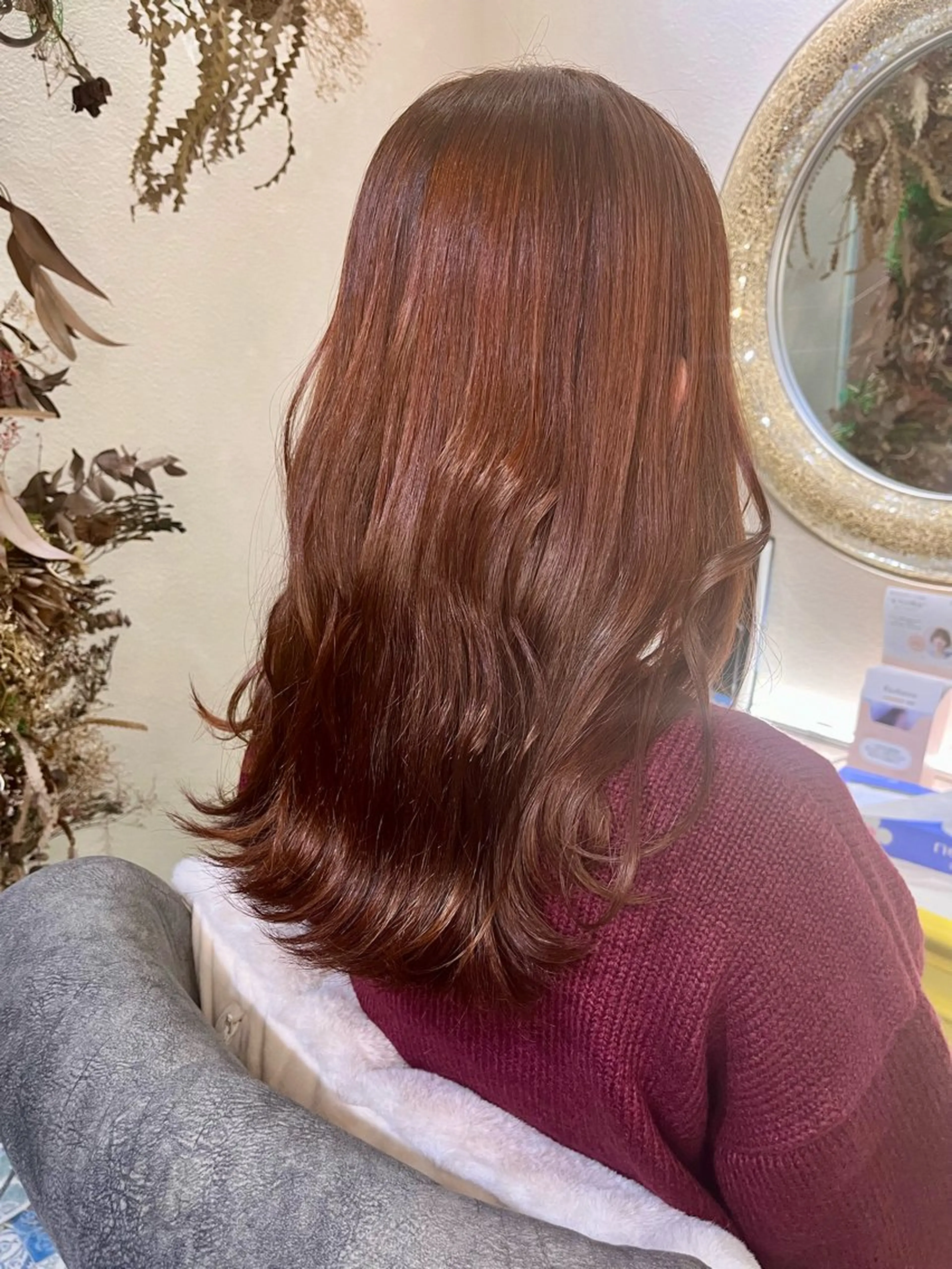 カラー G.O.A.T hair所属・Karen ✂︎GOAThairのヘアスタイル