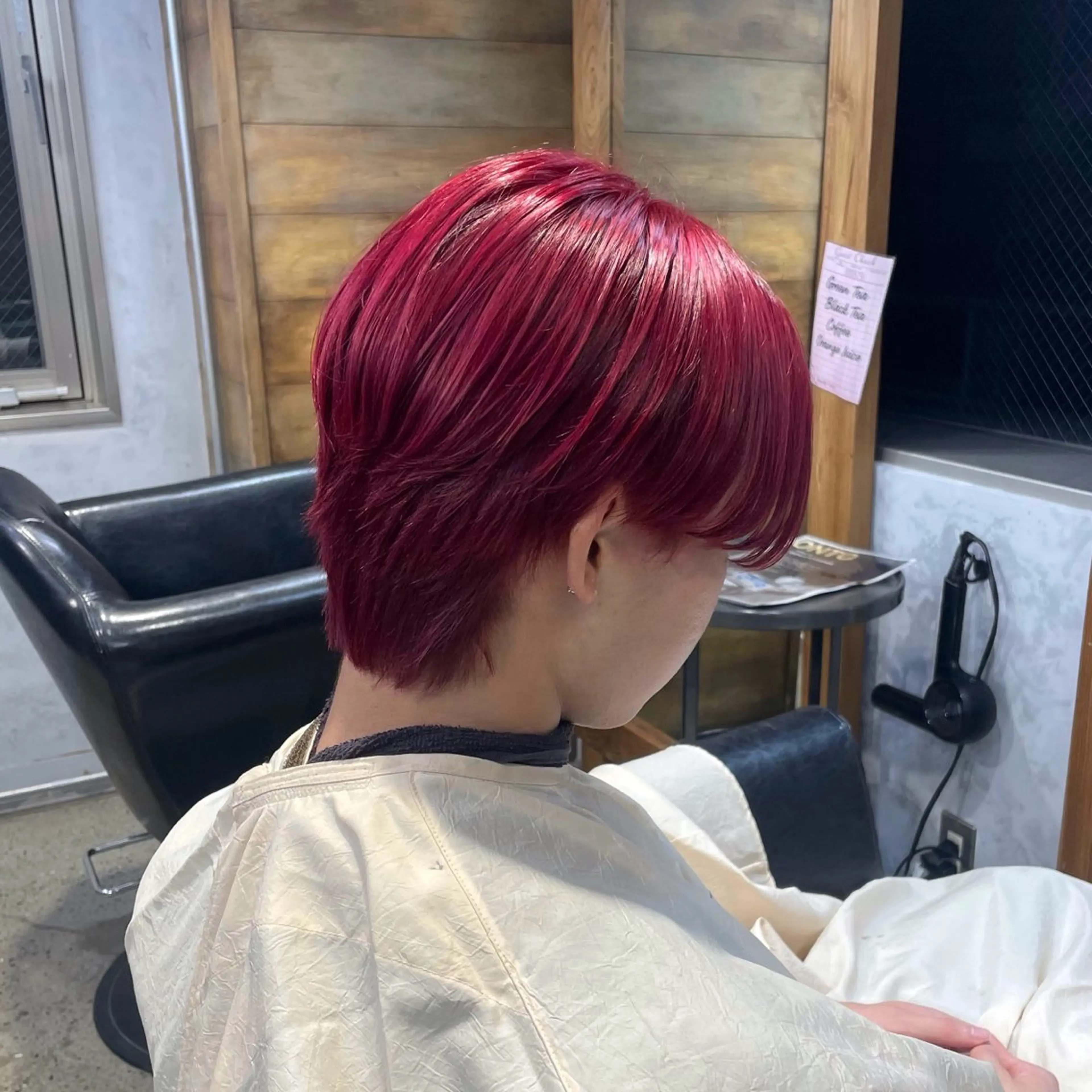 ショート カラー AIRI /XENA渋谷本店のヘアスタイル