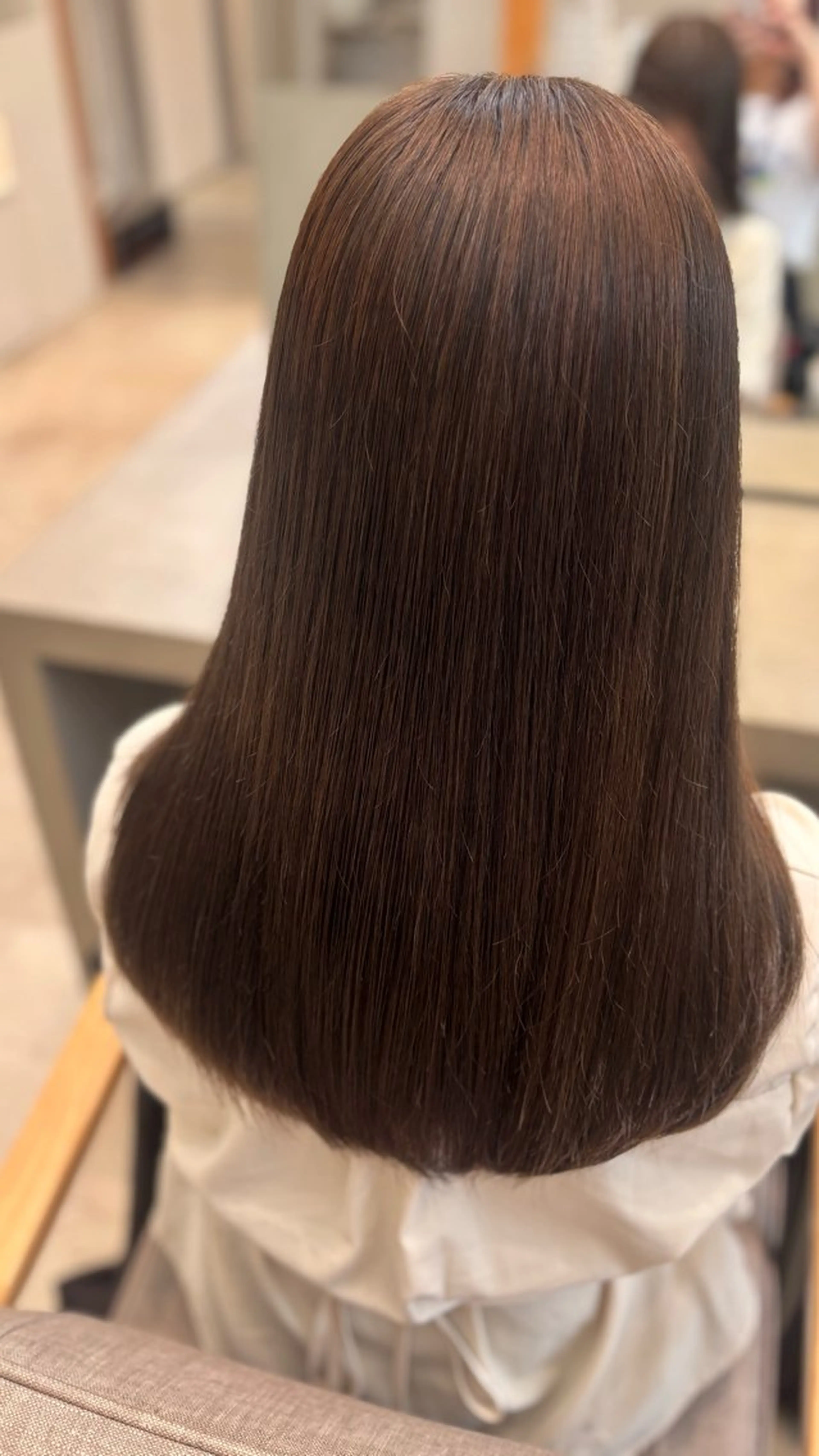 ロング カラー ブラウンカラー TEMIL HAIR 愛莉のヘアスタイル