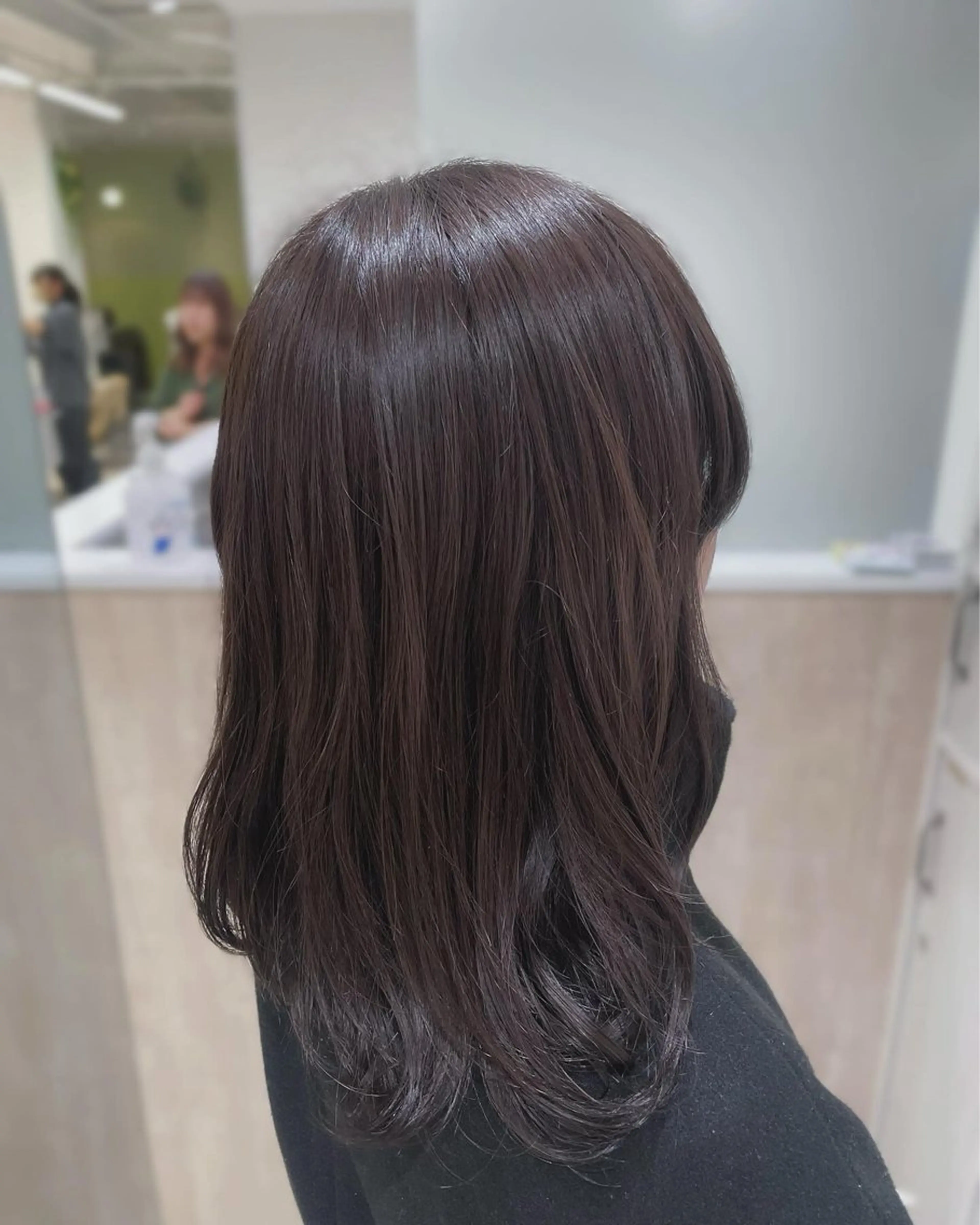 セミロング ヘアカラー かずや🍀/髪質改善 /艶髪カラー/眉毛のヘアスタイル