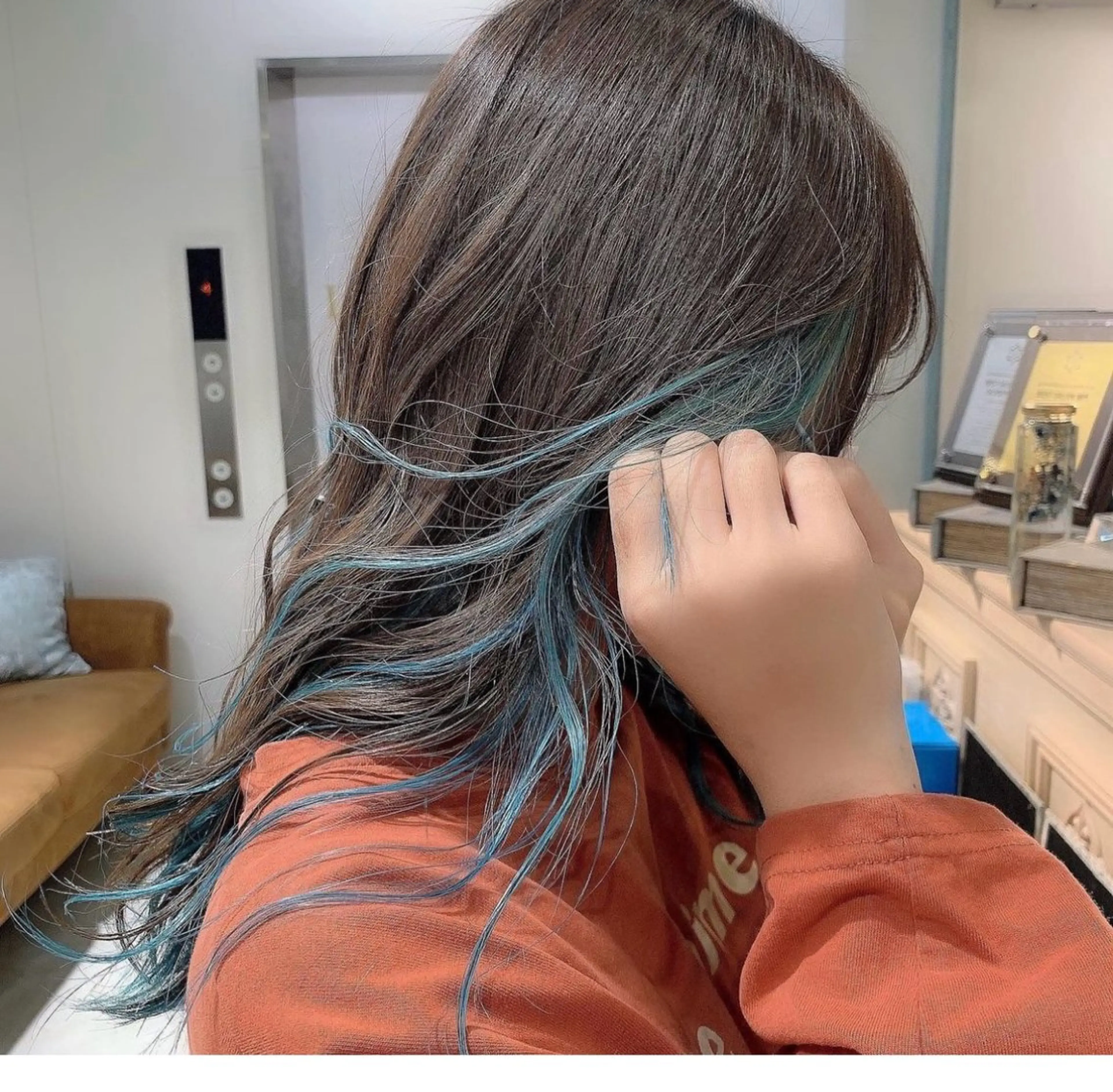 セミロング カラー ❤️ブリーチなし💚 ダブルカラー平野実花のヘアスタイル