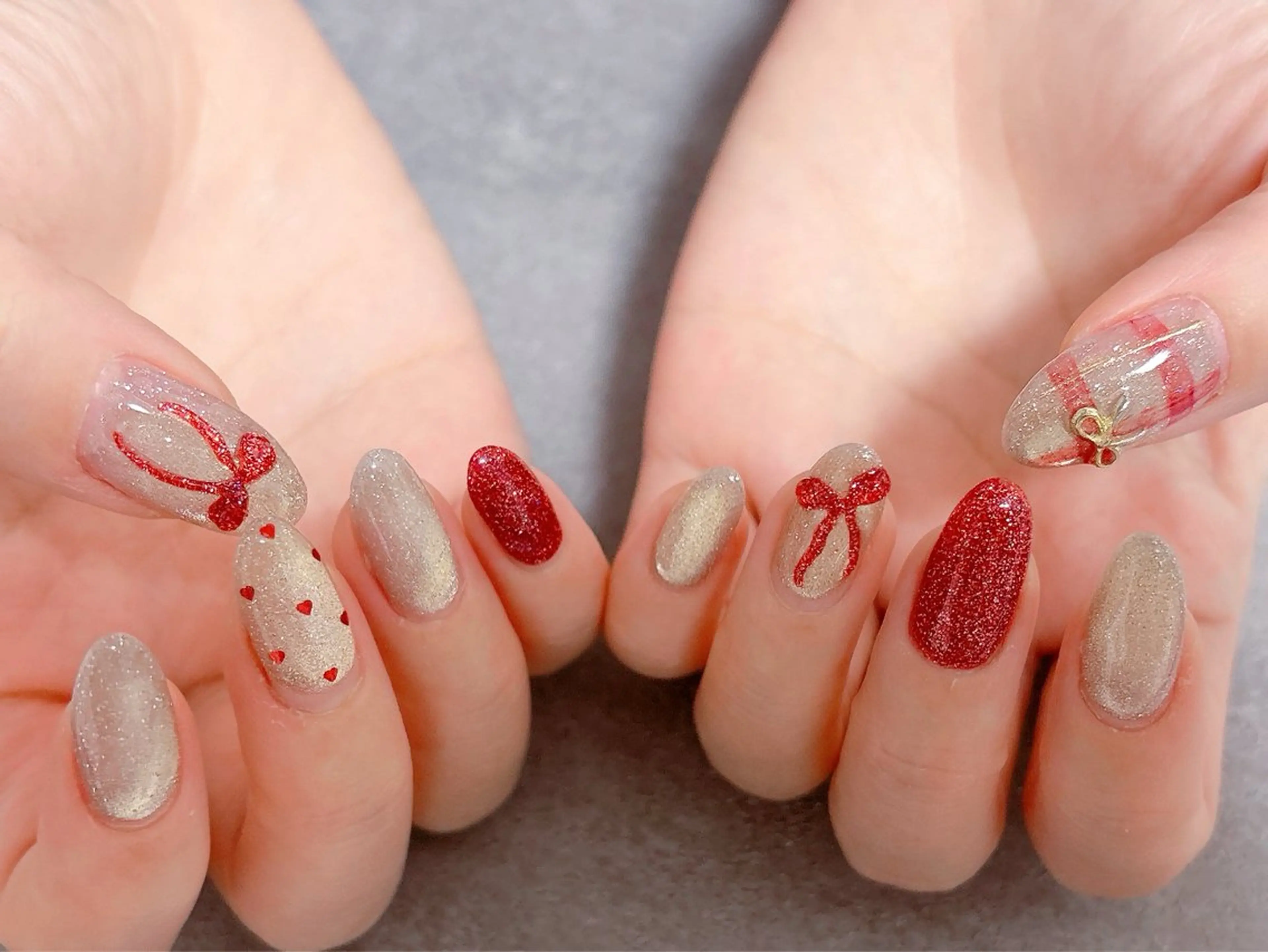 ネイル ハート マグネットネイル リボン バレンタイン 冬ネイル ハンドネイル ハンドケア ゆ か_Nails💫のネイルデザイン