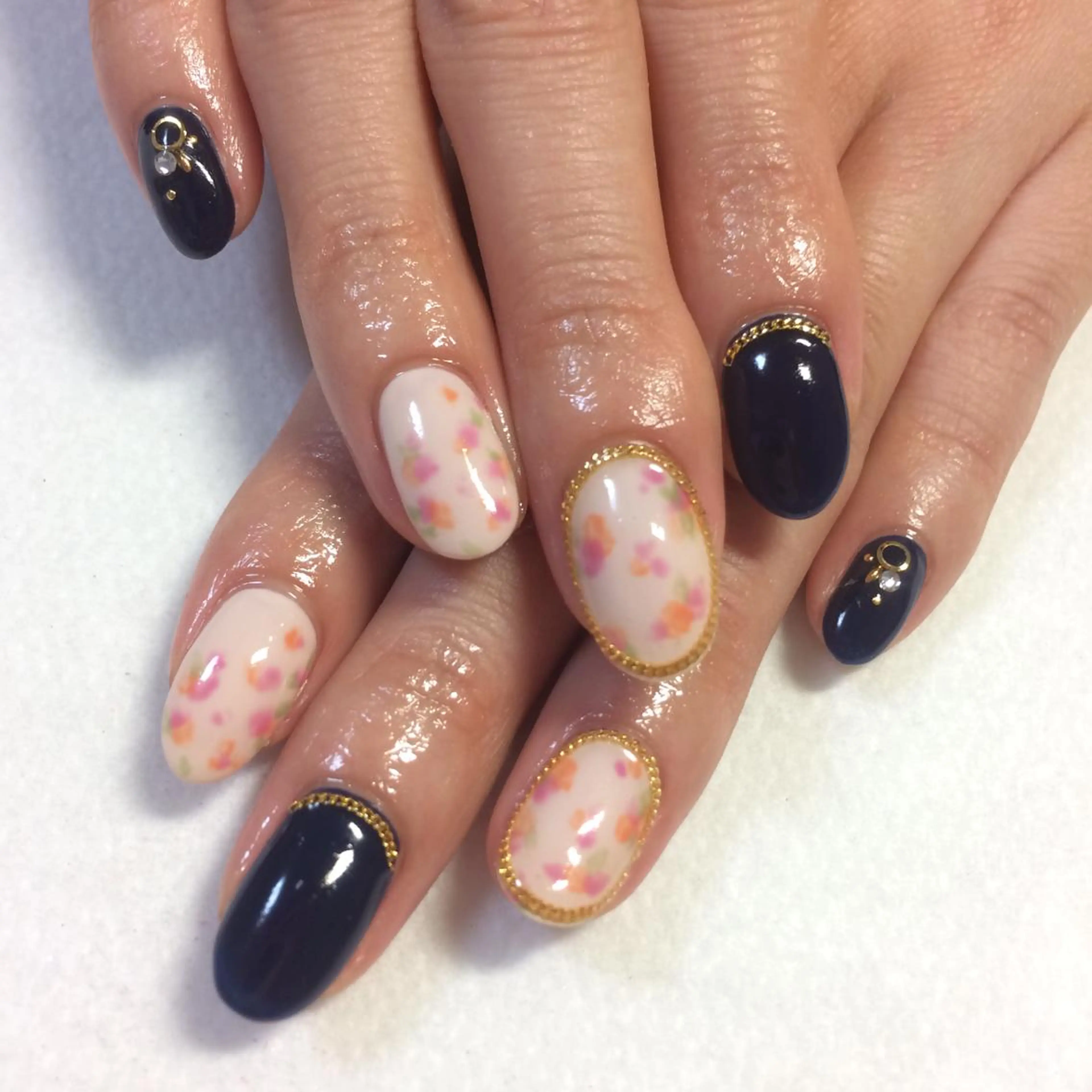 ネイル VIOLUS所属・VIOLUS 関目のネイルデザイン