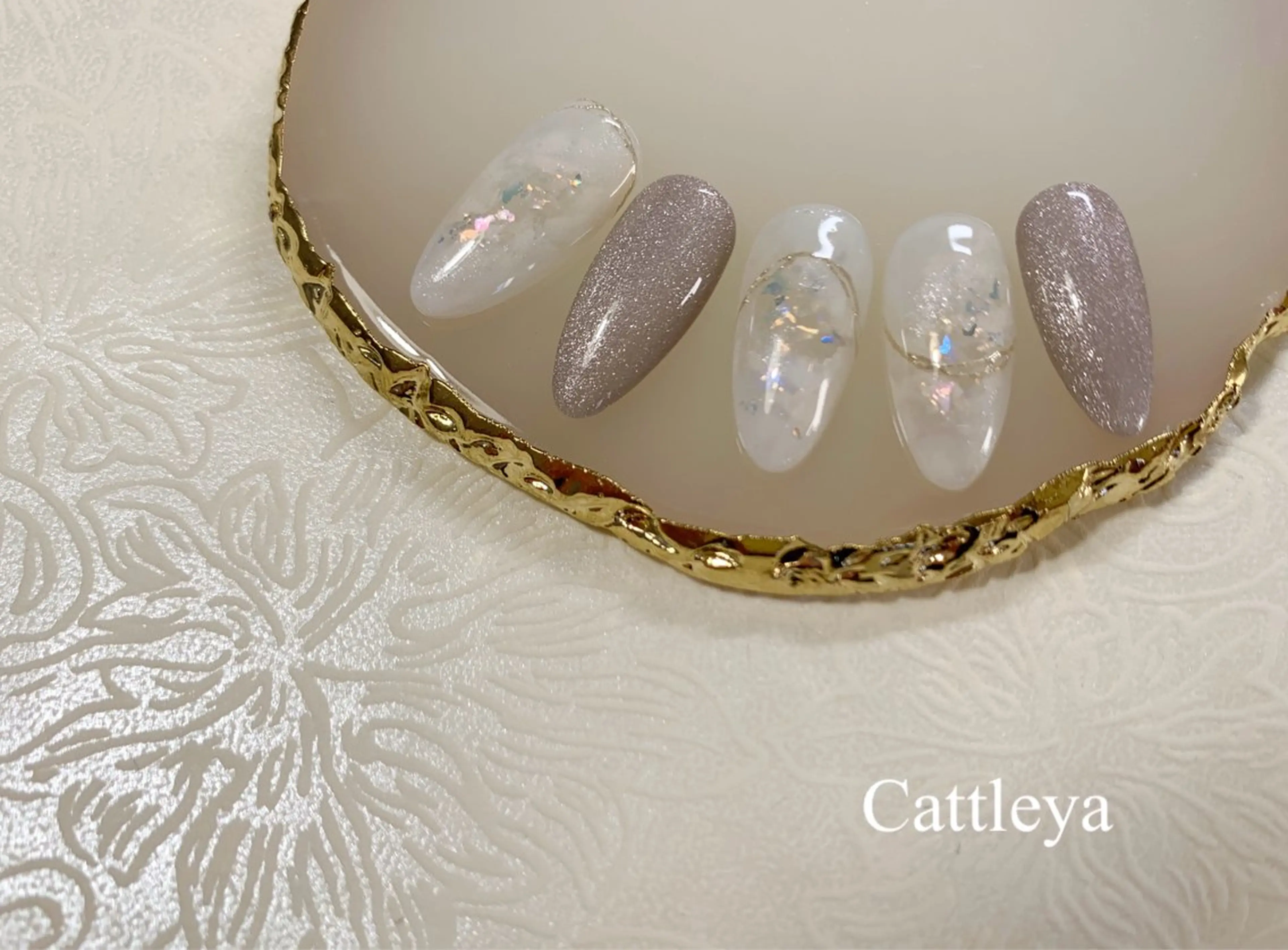 ネイル マグネットネイル 大理石ネイル(マーブル) ニュアンスネイル オフィスネイル シンプルネイル Cattleya カトレアのネイルデザイン