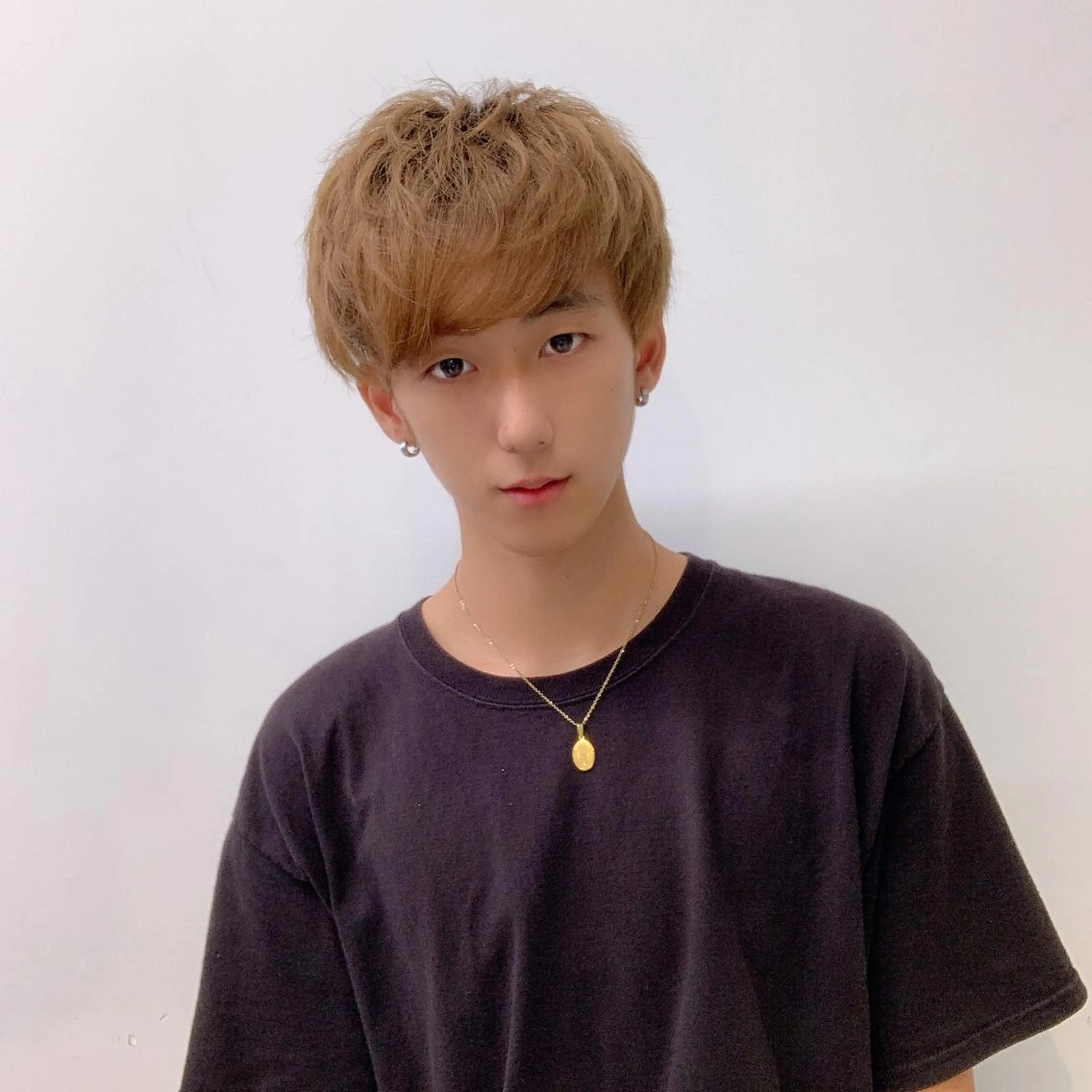 ショート カラー ヘアアレンジ メンズ くすみミルクティー／ ブラウン🪡TOWAのヘアスタイル