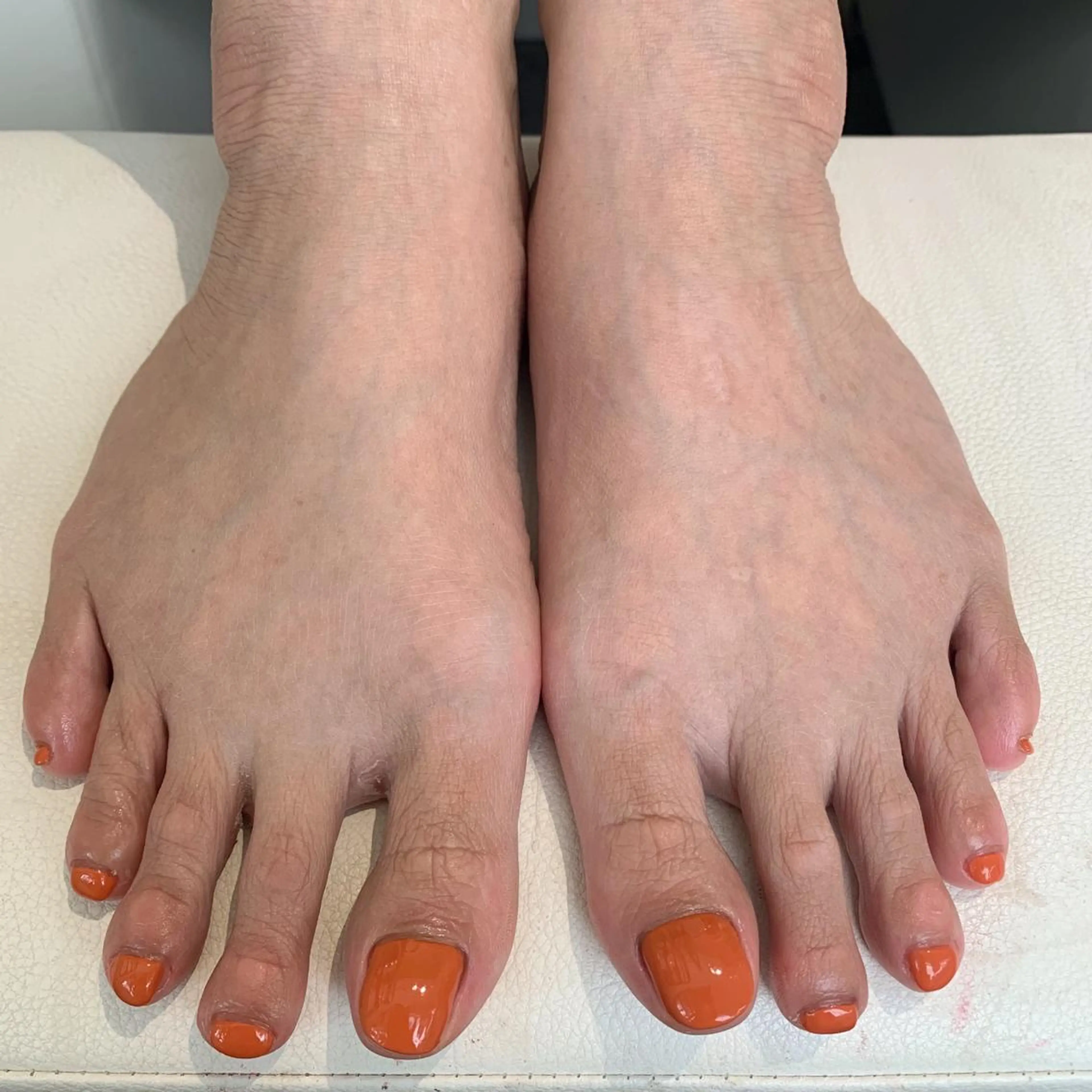 ネイル フットネイル ジェルネイル ワンカラーネイル パラジェル 鈴木 里奈のネイルデザイン