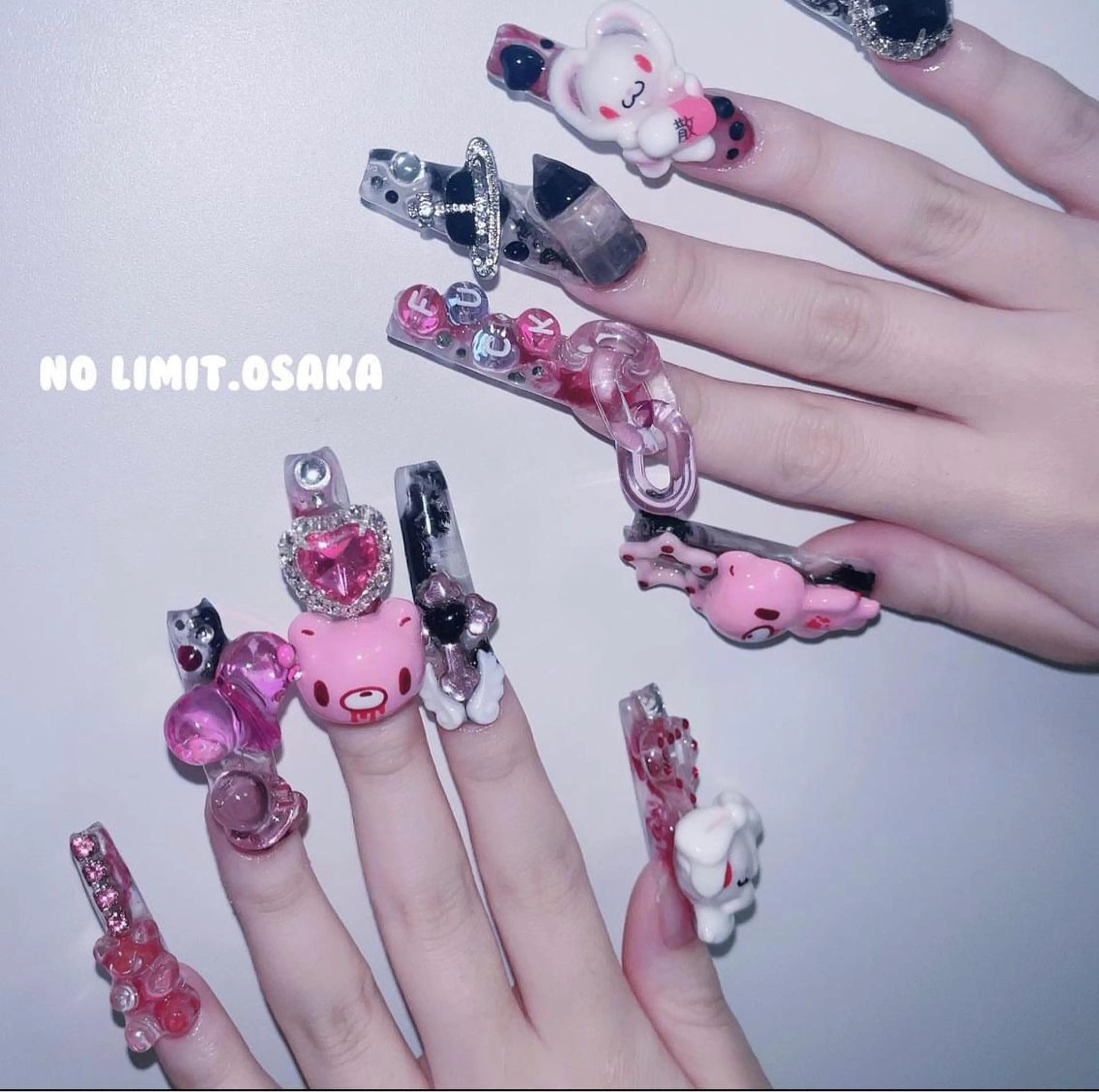 ネイル NOLIMIT.OSAKA所属・NOLIMIT Jr Nailistのネイルデザイン