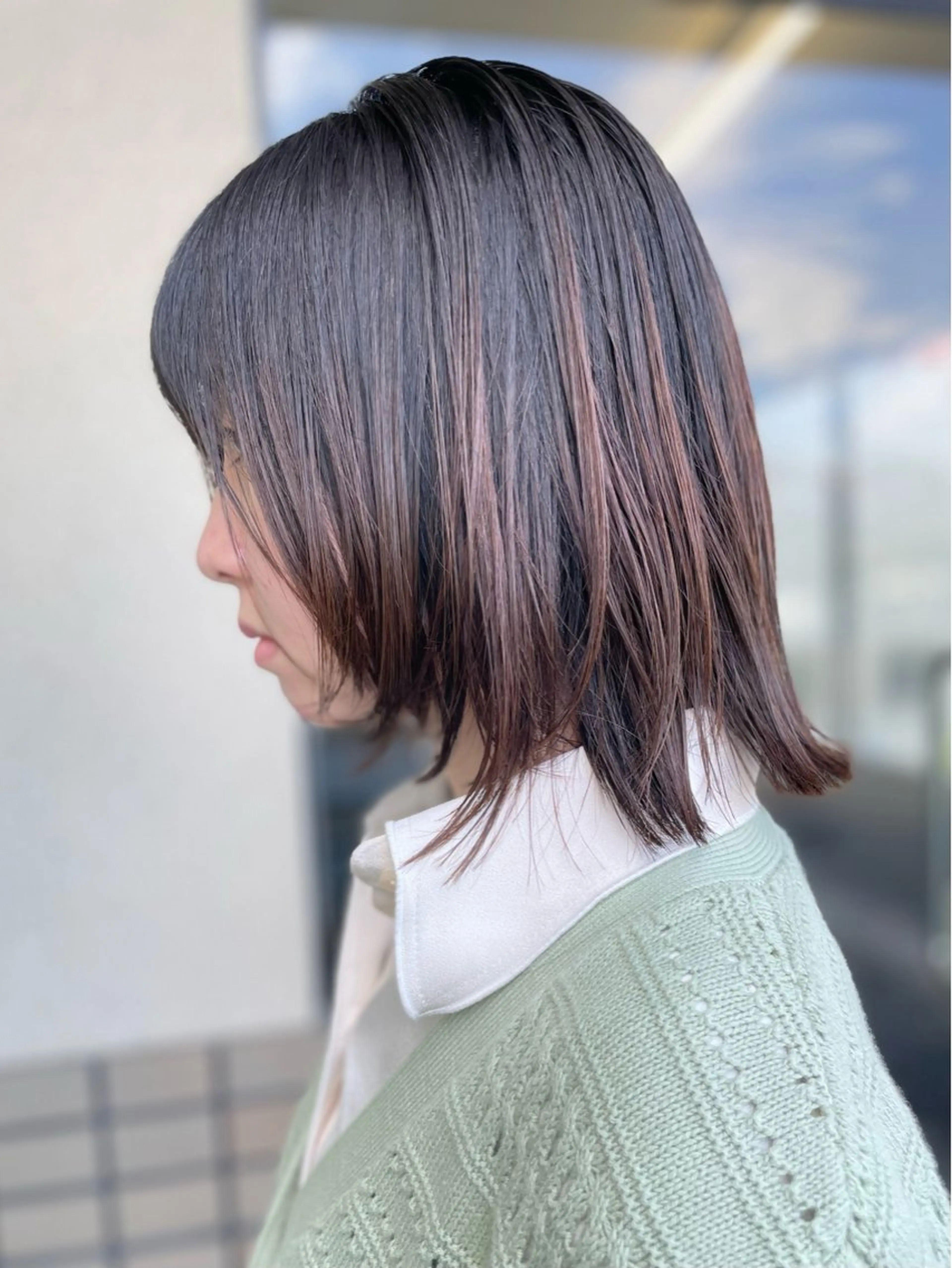 ショート ボブ 顔まわりレイヤー 顔周りカット レイヤーカット 沢田 瞳のヘアスタイル