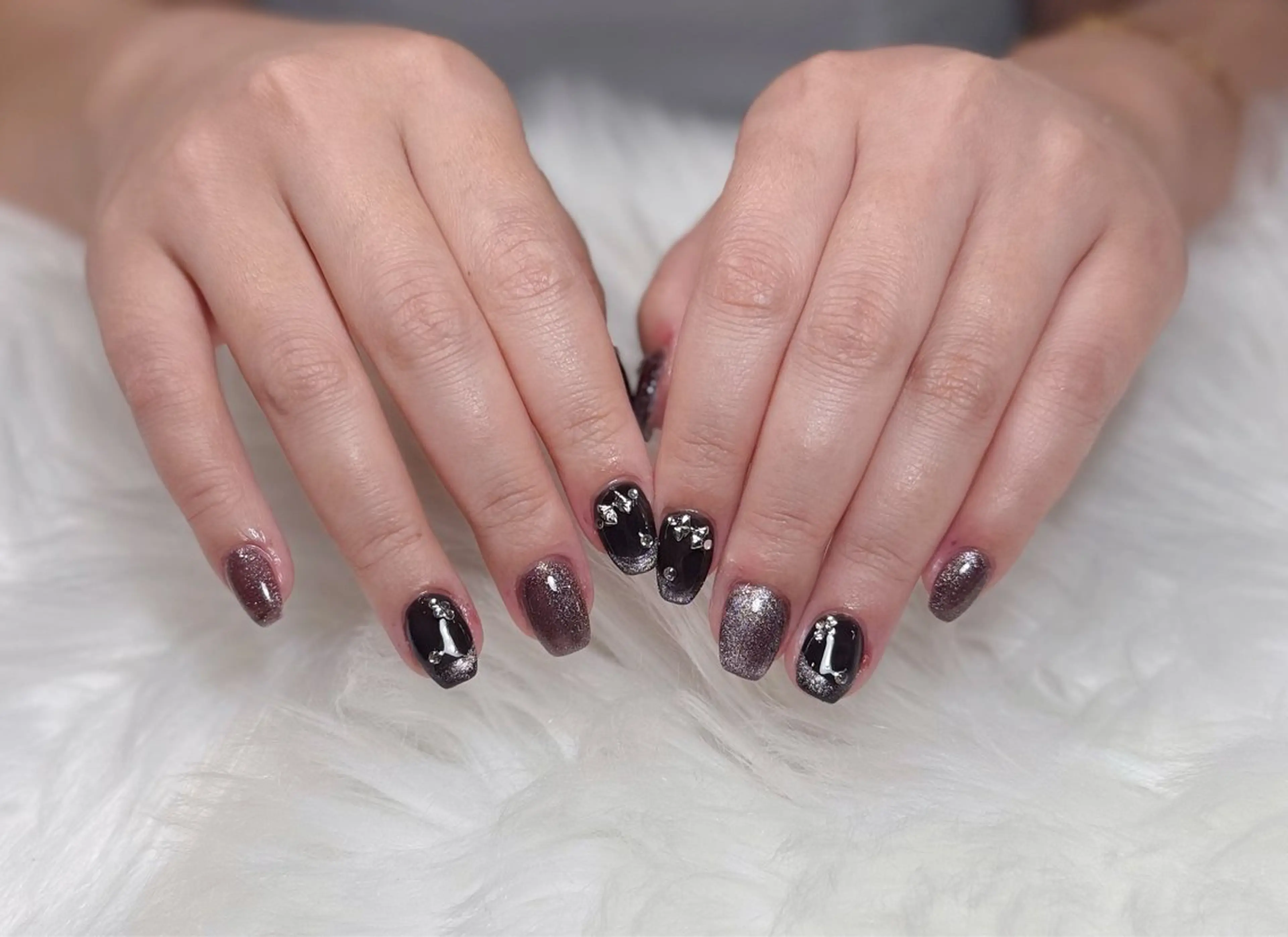 ネイル オーロラネイル チークネイル フットネイル フレンチネイル ジェルネイル ハンドネイル Nichi Nailsのネイルデザイン