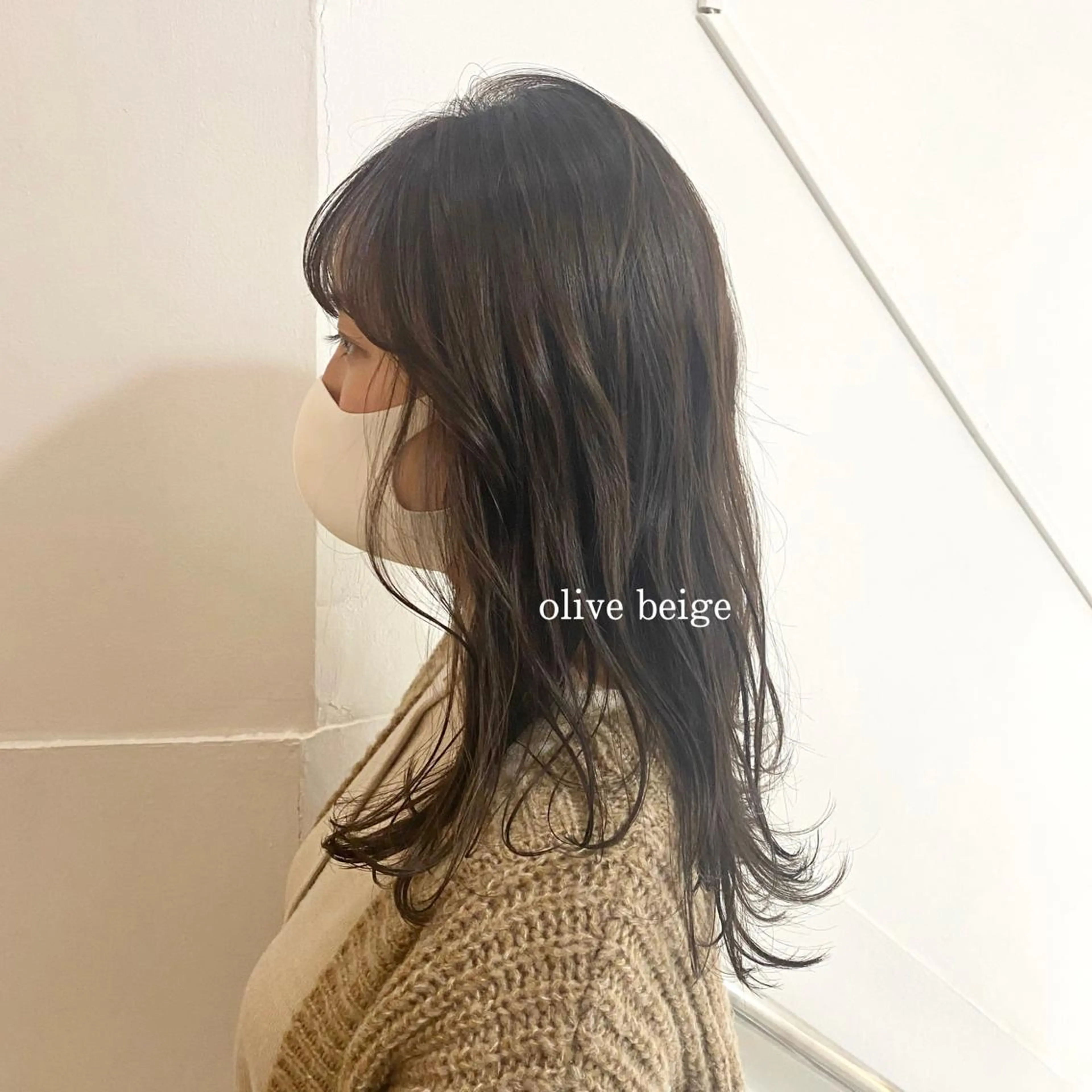セミロング カラー ベージュカラー オリーブベージュ ハル🌸柔色/ ブリーチなし/艶髪のヘアスタイル