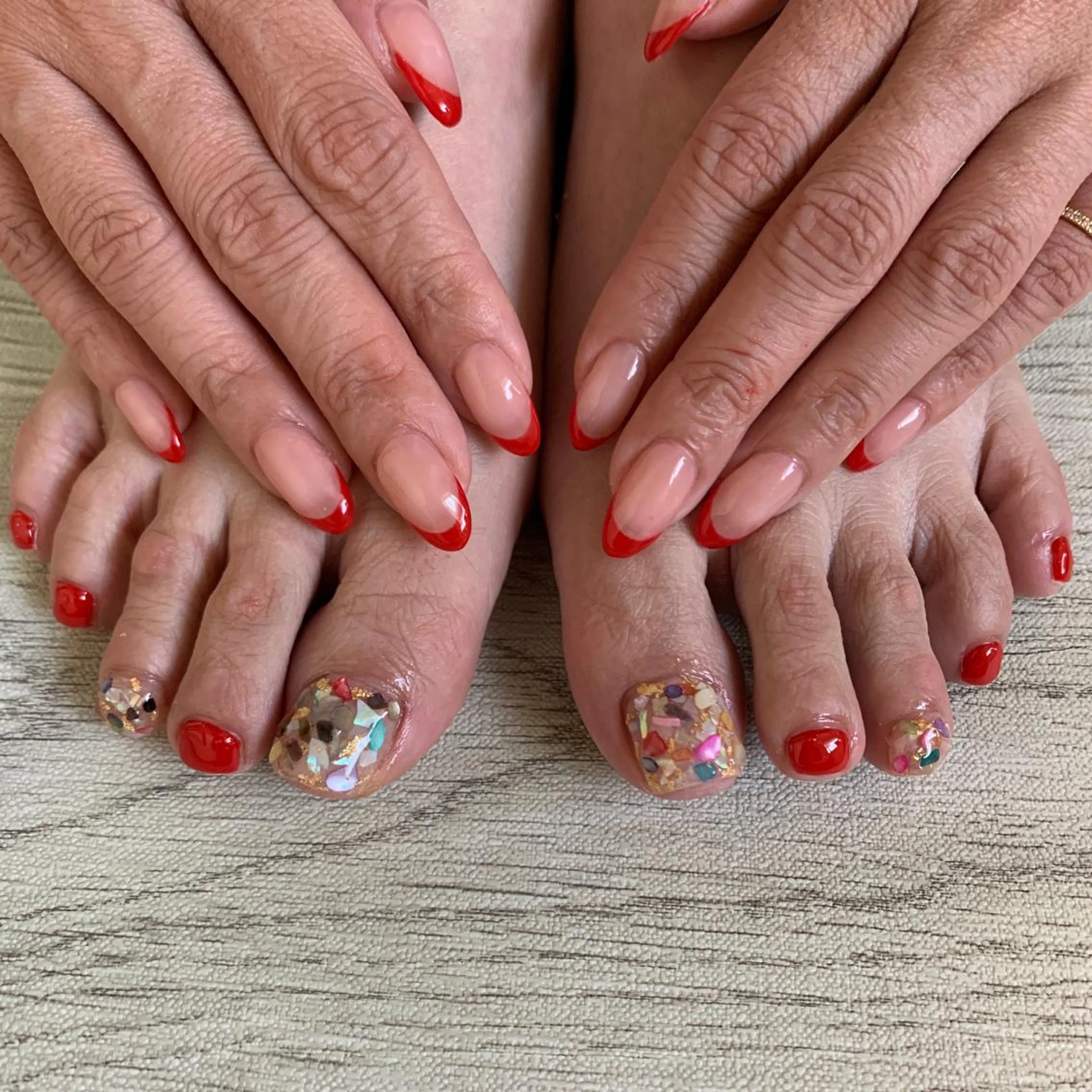 ネイル フットネイル ハンドネイル フットネイル Adite nailのネイルデザイン