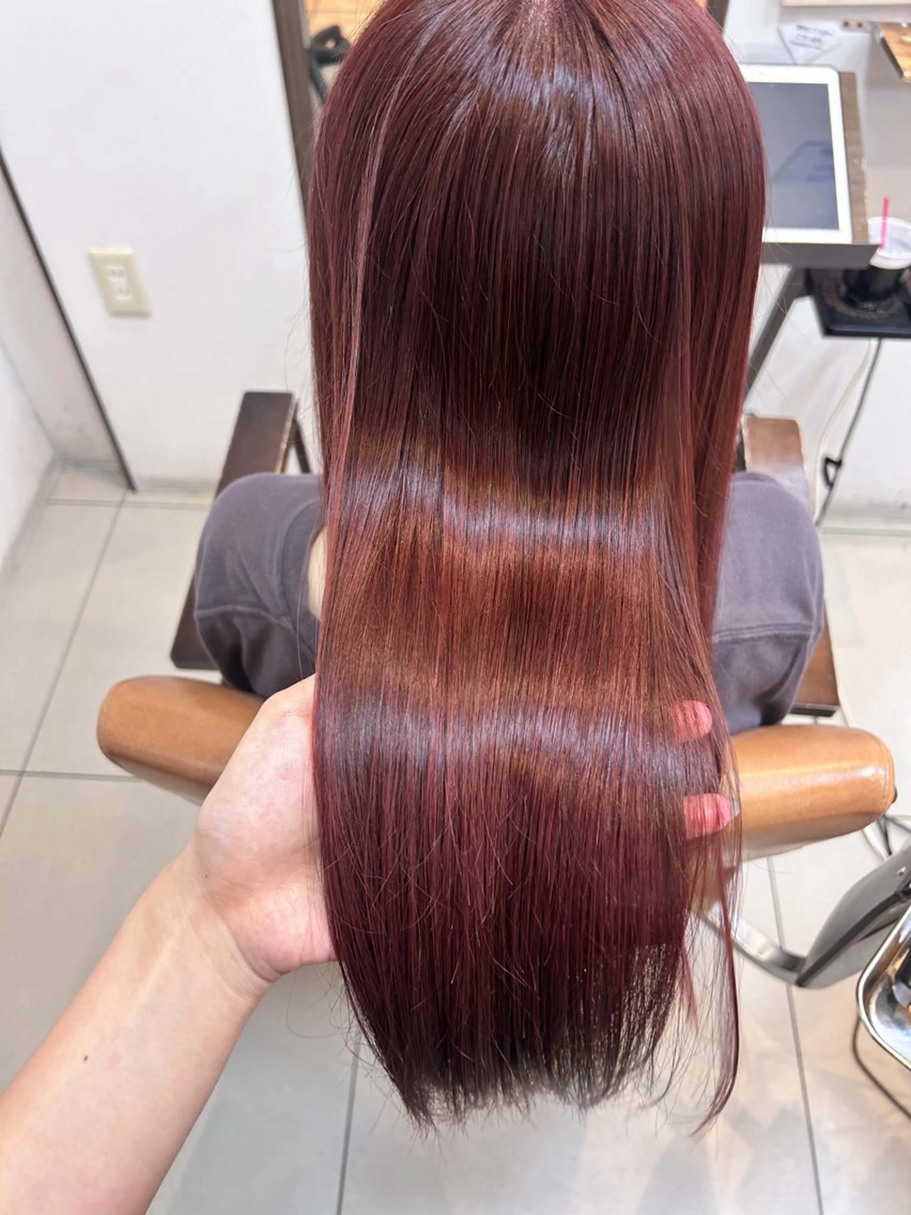 ロング カラー ピンクカラー 髪質改善 ヘアカラー 阪田 真奈未のヘアスタイル