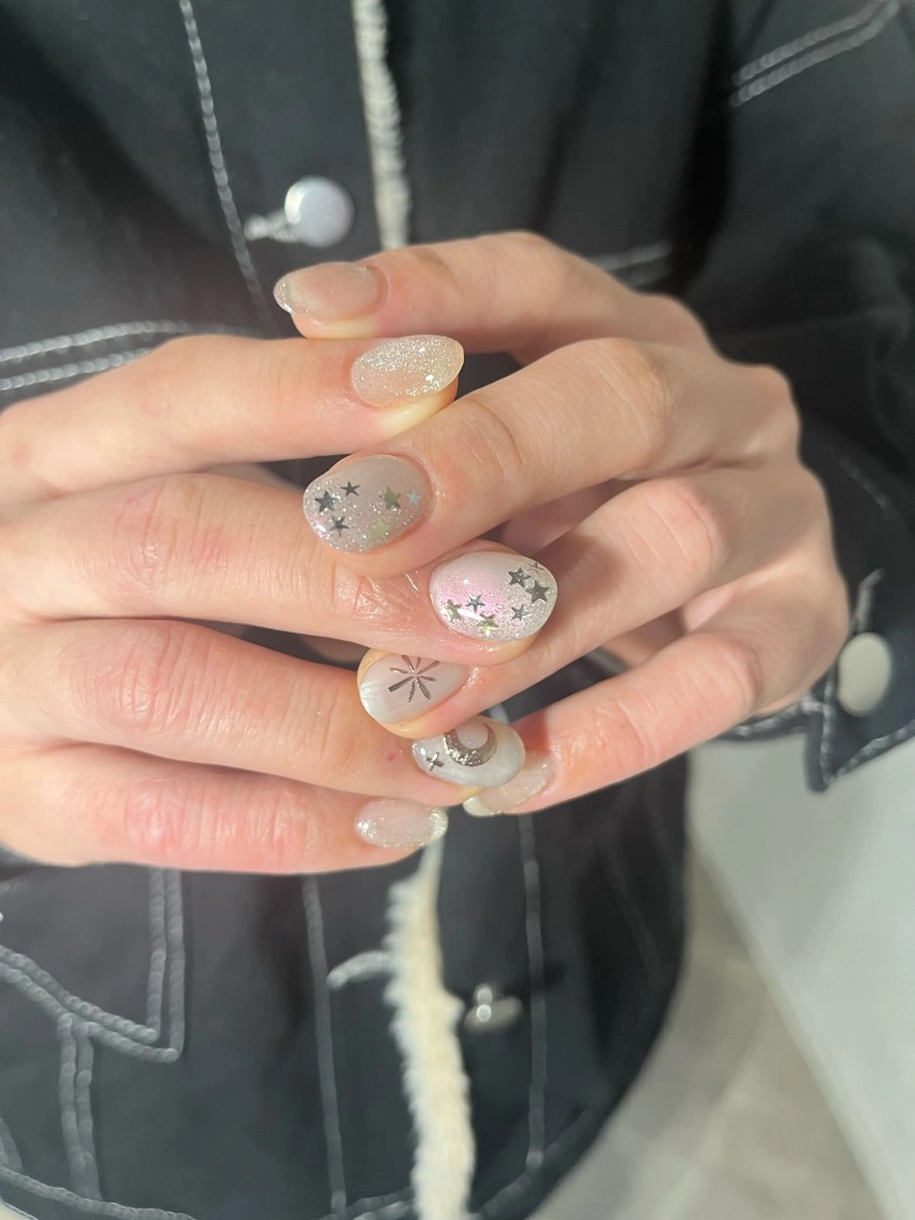 ネイル キラキラネイル repos mikuのネイルデザイン