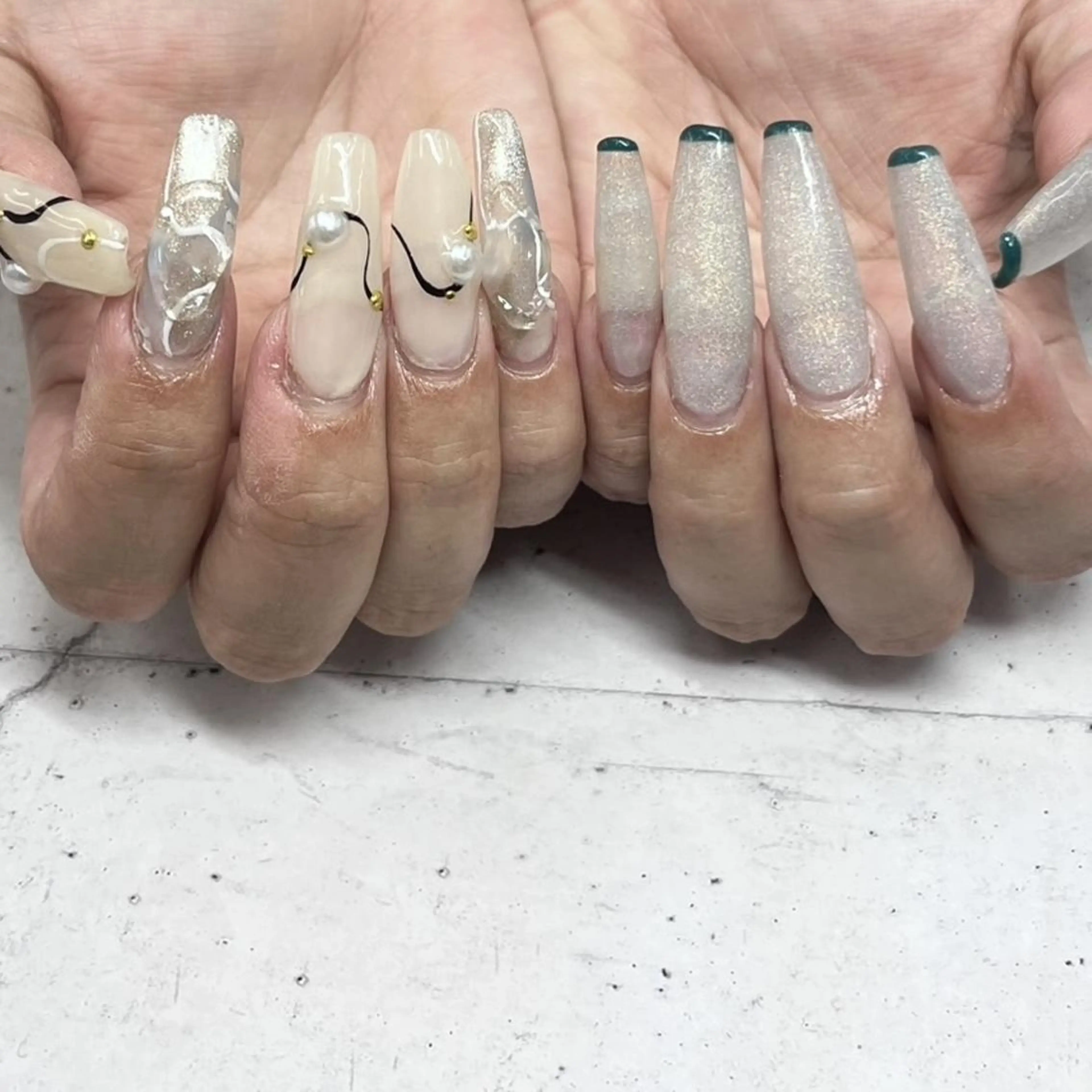 ネイル Nail salon Honey Beeのネイルデザイン