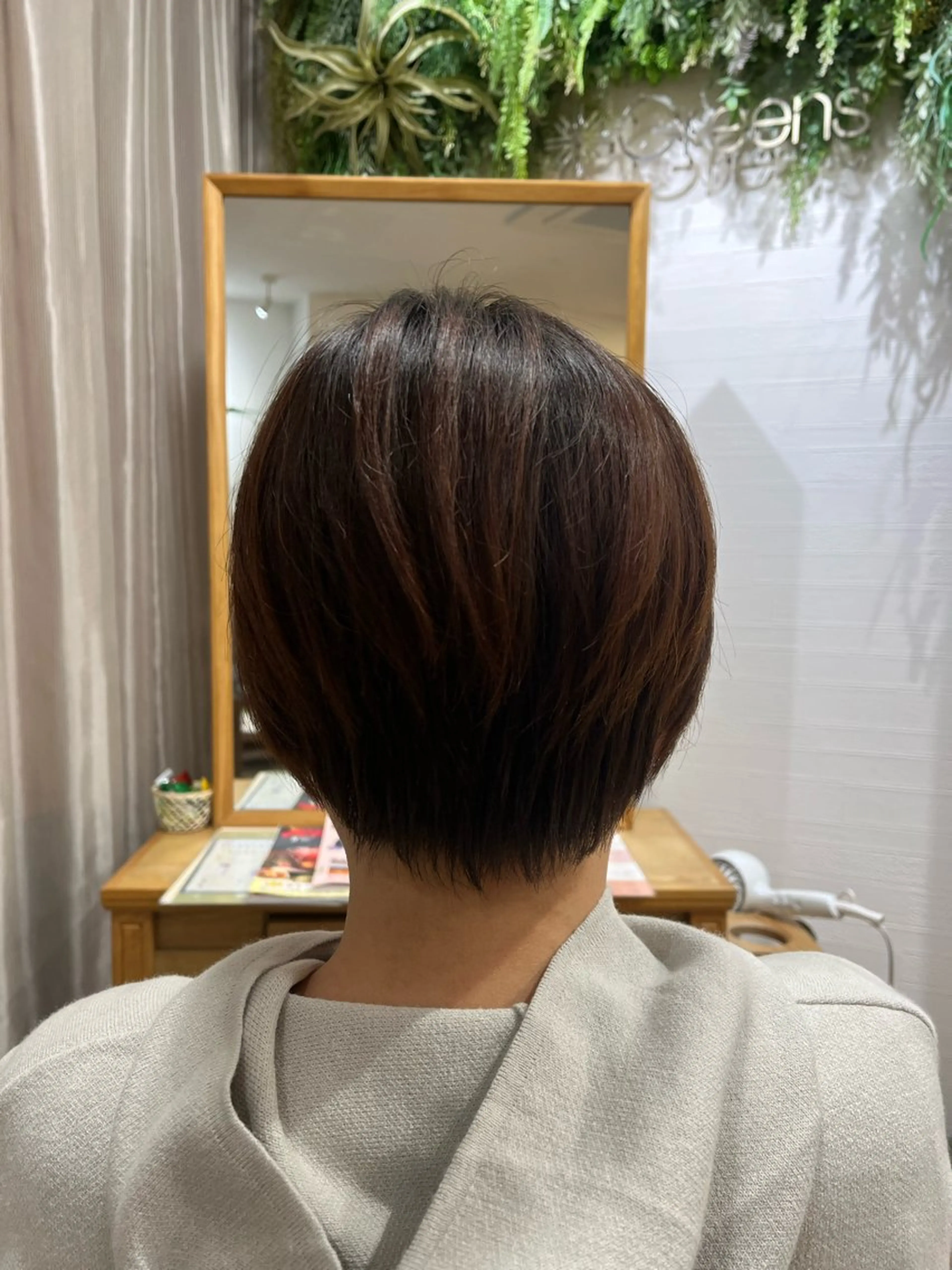 ショート ショートヘア Greens Yokoのヘアスタイル