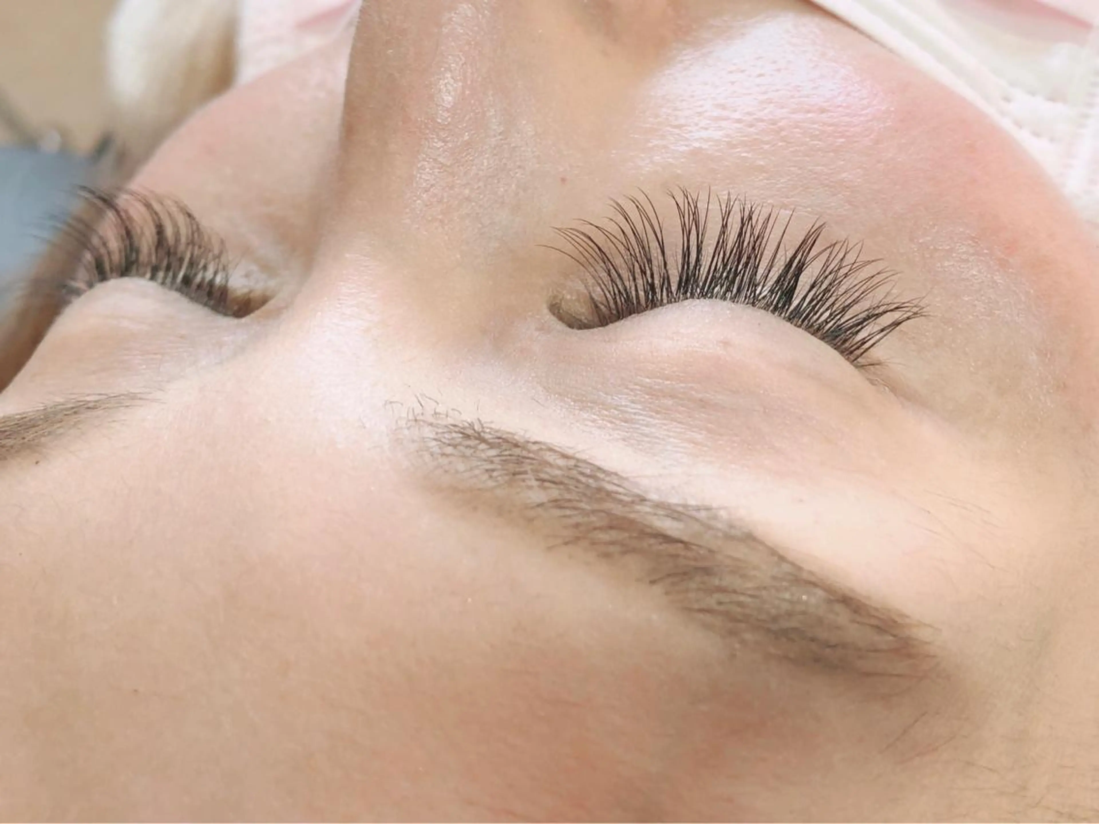 マツエク・マツパ UTA hair&eyelash所属・青木 百花のマツエク・マツパデザイン