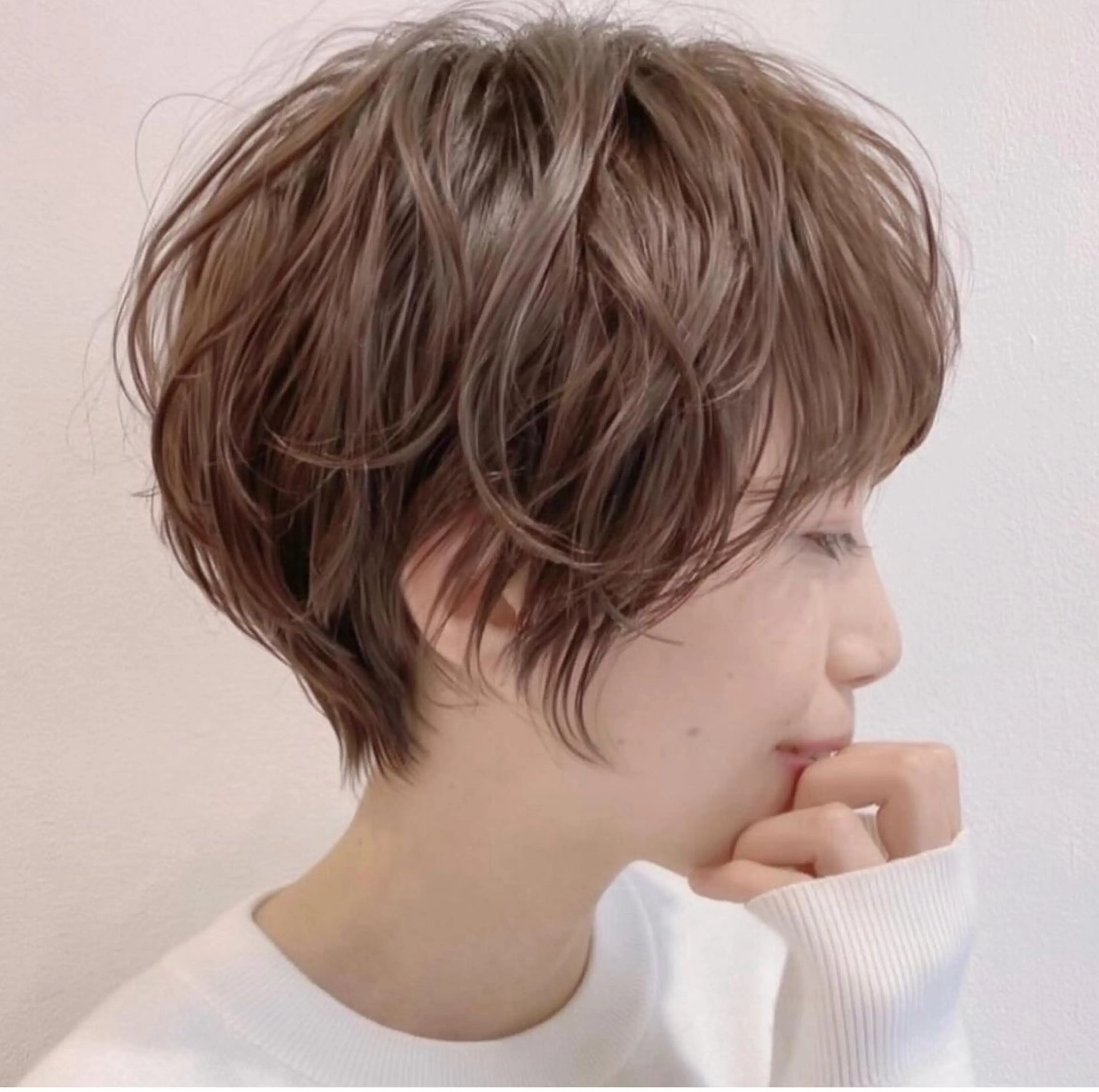 ショート パーマ 似合わせカット ショートヘア ✨️今だけ無料✨️ 鶴田みなみのヘアスタイル