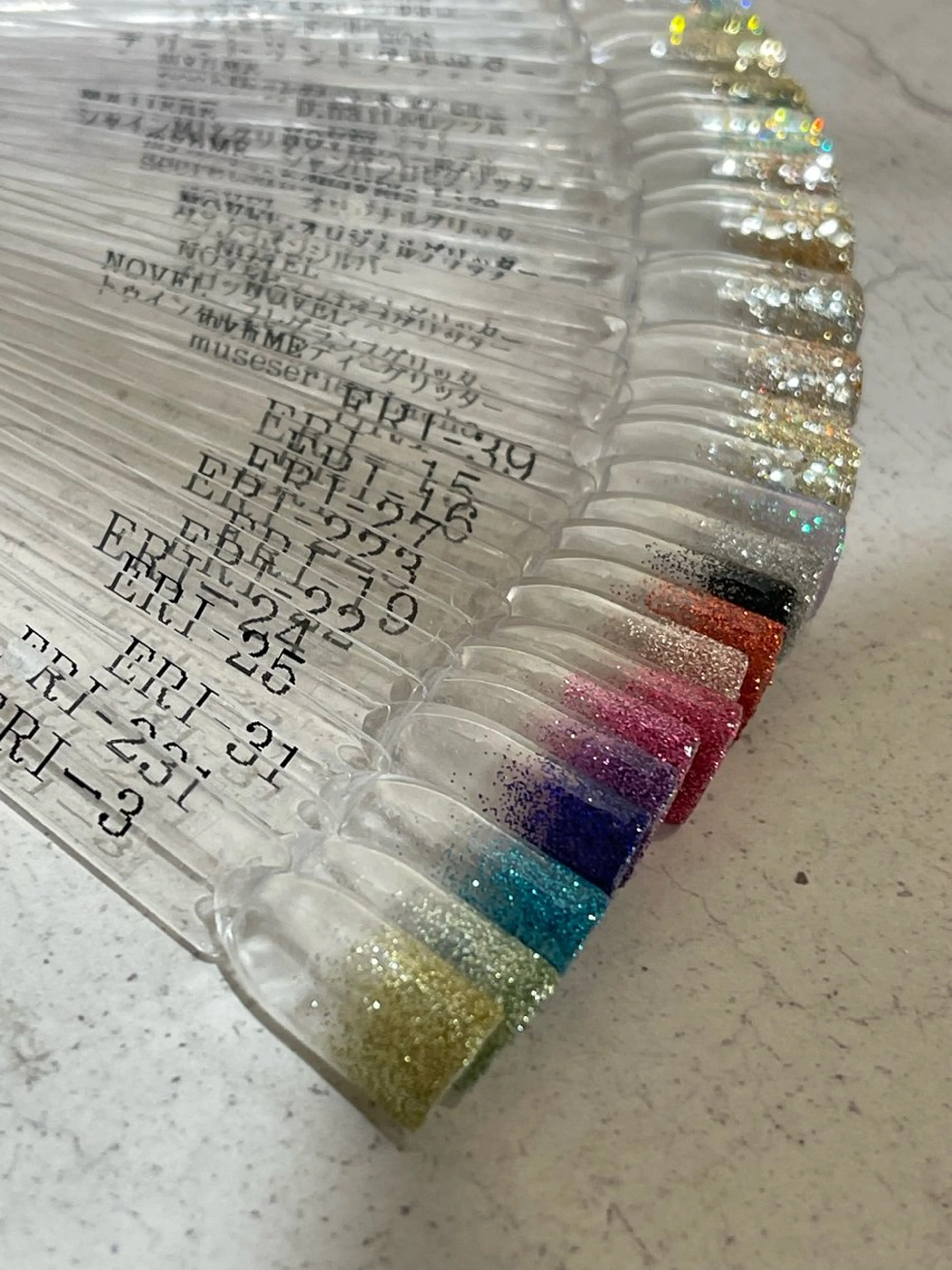 ネイル ラメ(グリッター) ラメグラデーション Plus3rd所属・Plus 3rd/ chiakiのネイルデザイン